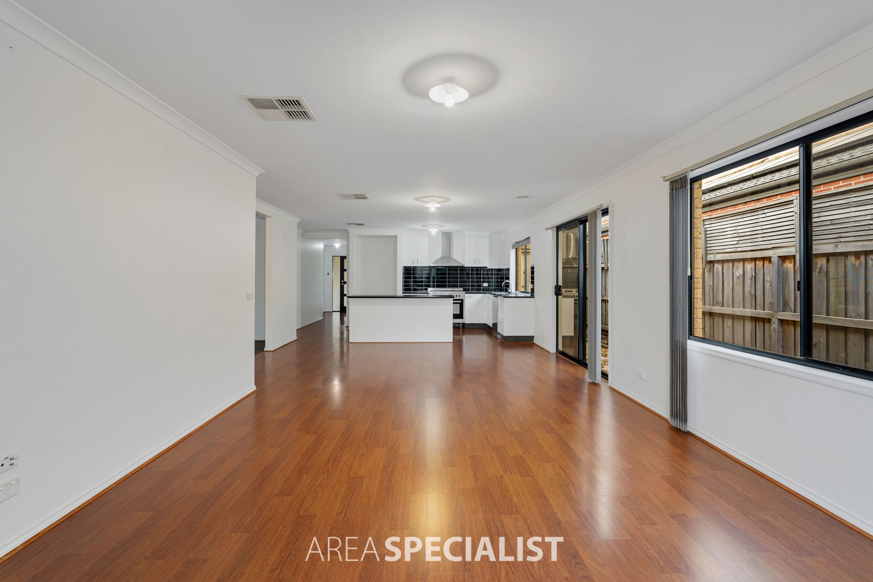 41 George Frederick Road, Cranbourne West, VIC 3977, Cranbourne West - Thumbnail 2