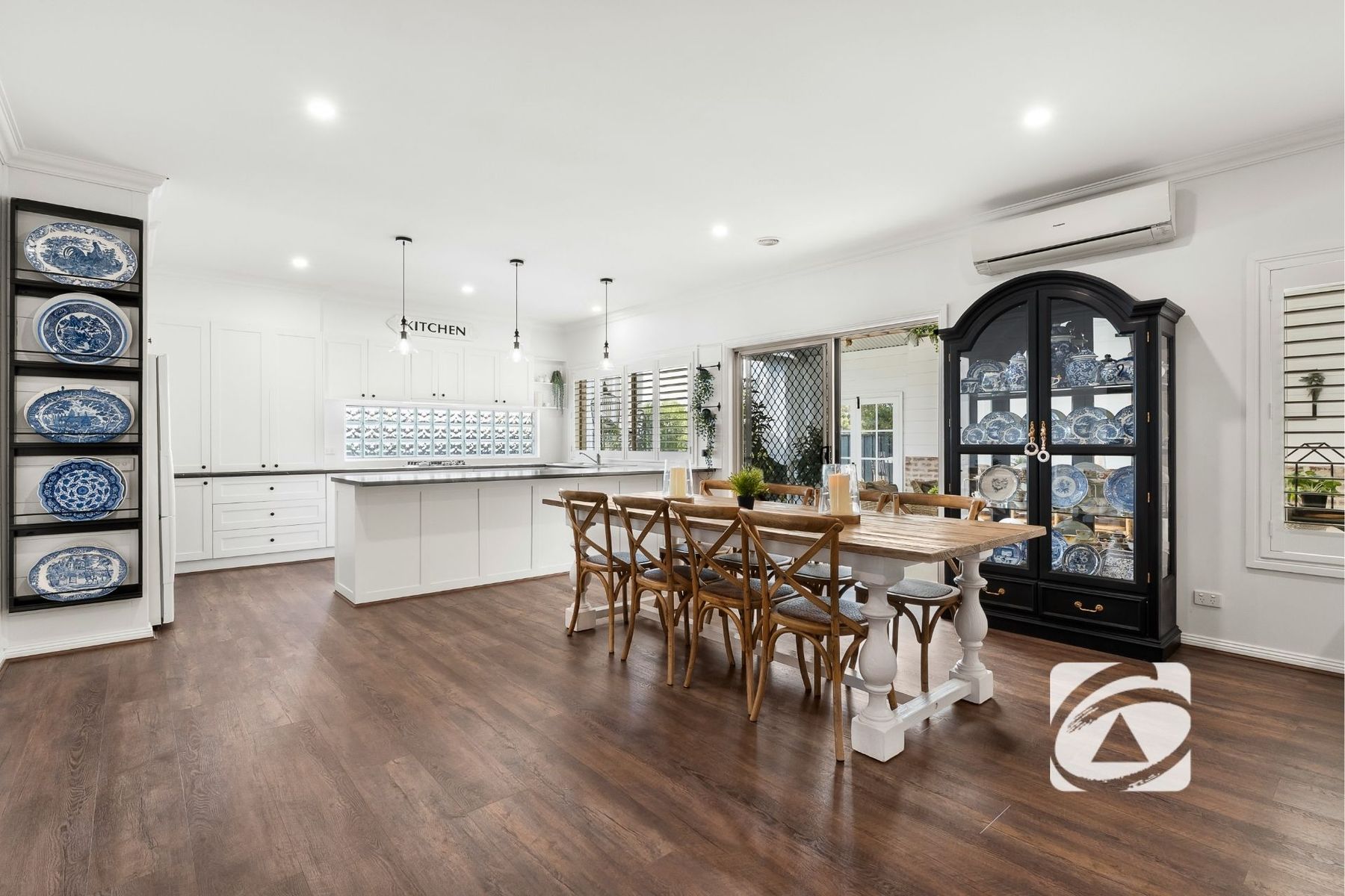 34 Windermere Boulevard, Pakenham VIC 3810, Pakenham - Thumbnail 3