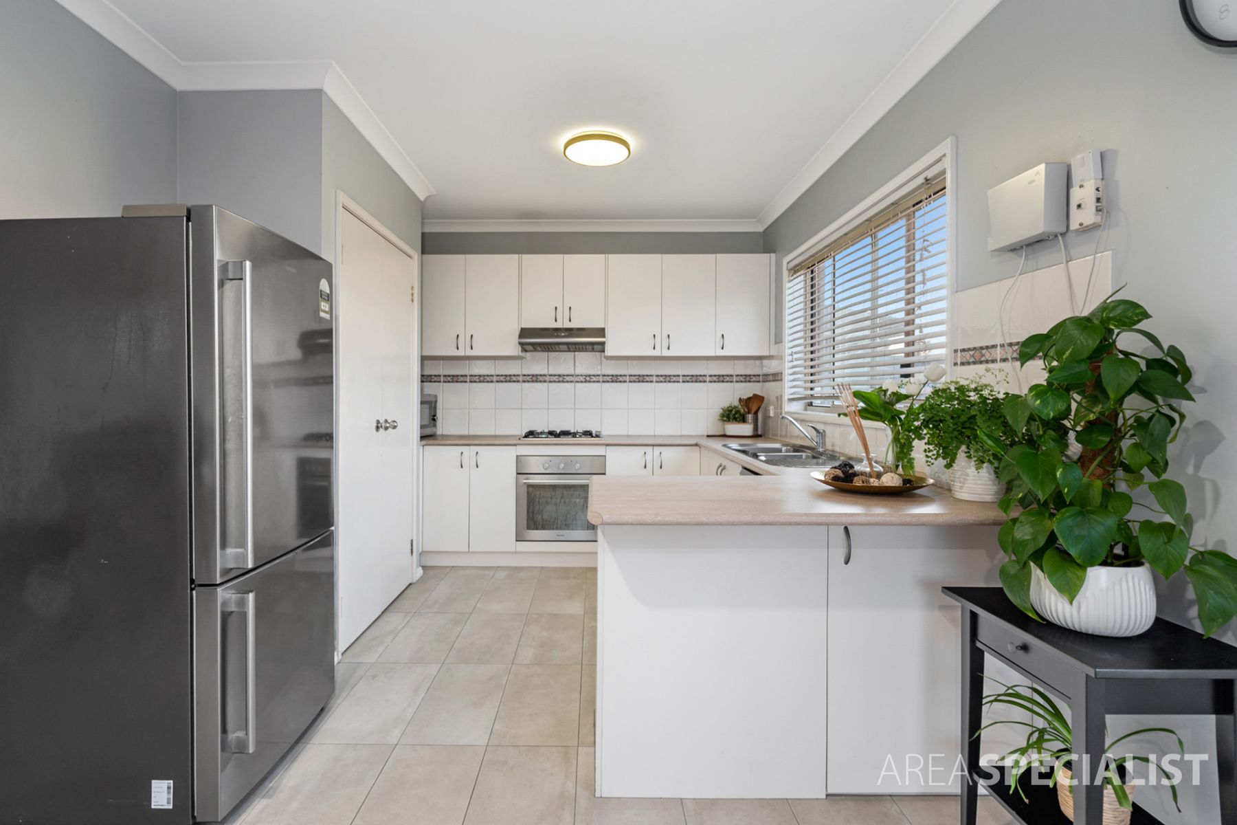 5 Malfoy Mews, Cranbourne West, VIC 3977, Cranbourne West - Thumbnail 4