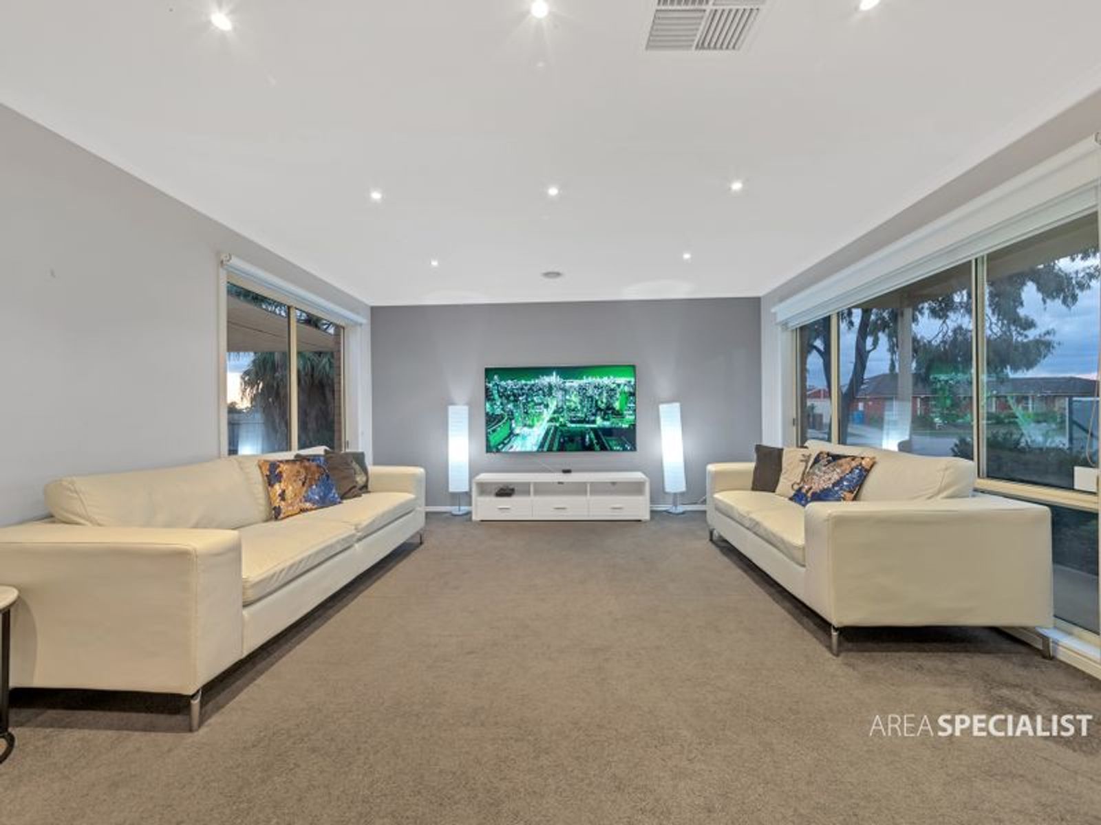 1 Fairhaven Boulevard, Cranbourne West, VIC 3977, Cranbourne West - Thumbnail 3