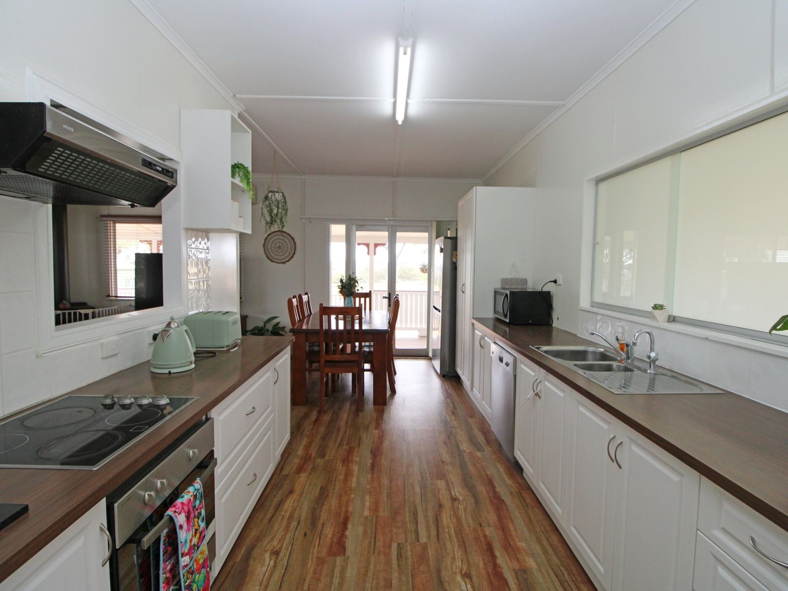 236 Lyndhurst Lane, Rosenthal Heights - Thumbnail 8