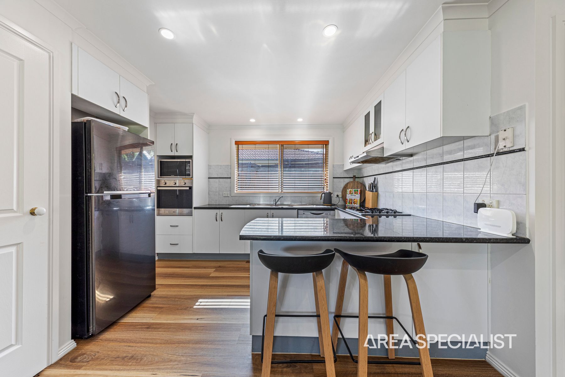 20 Donday Court, Pakenham, VIC 3810, Pakenham - Thumbnail 3