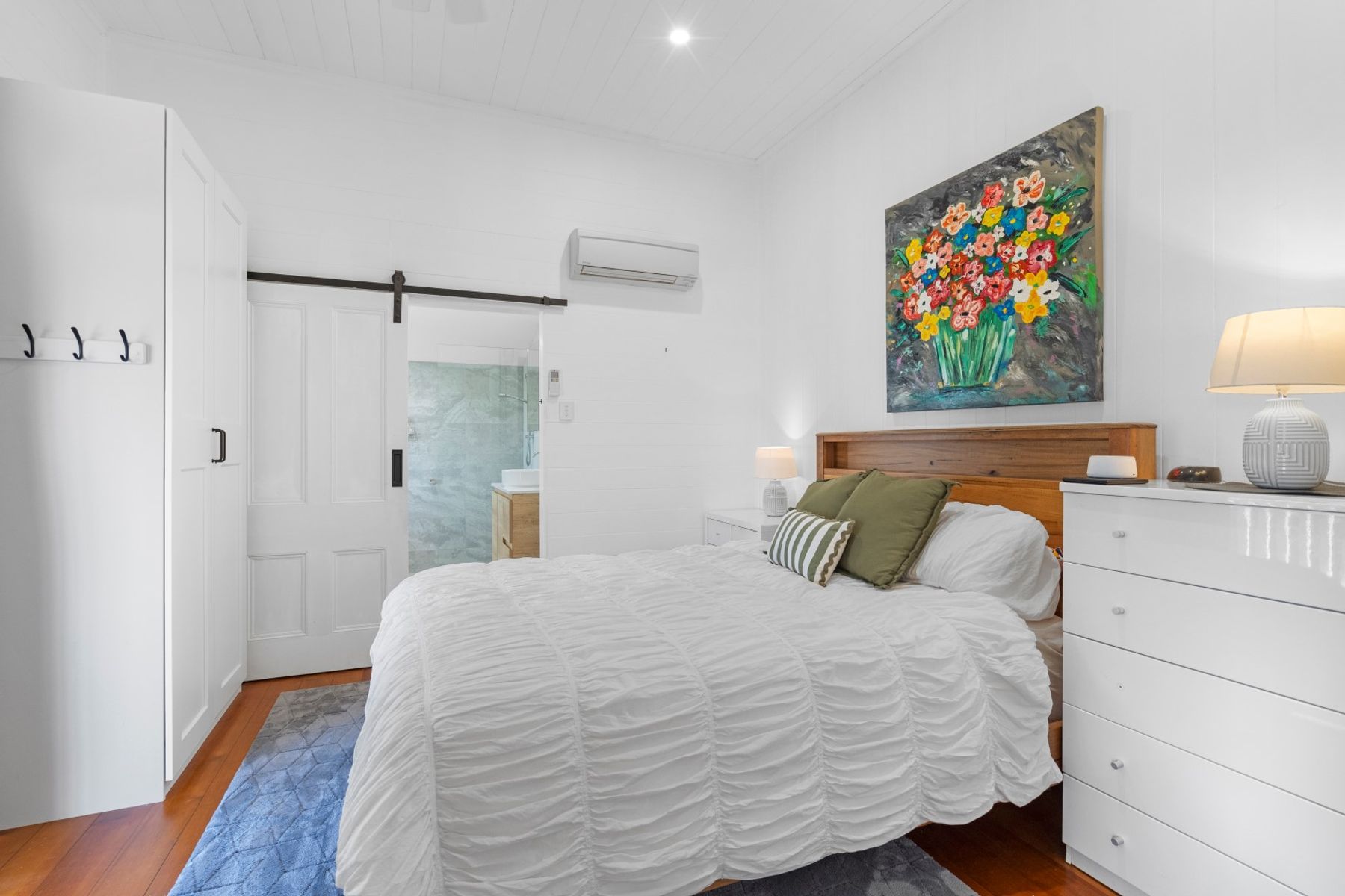 403 Forbidden, Woodend - Thumbnail 8