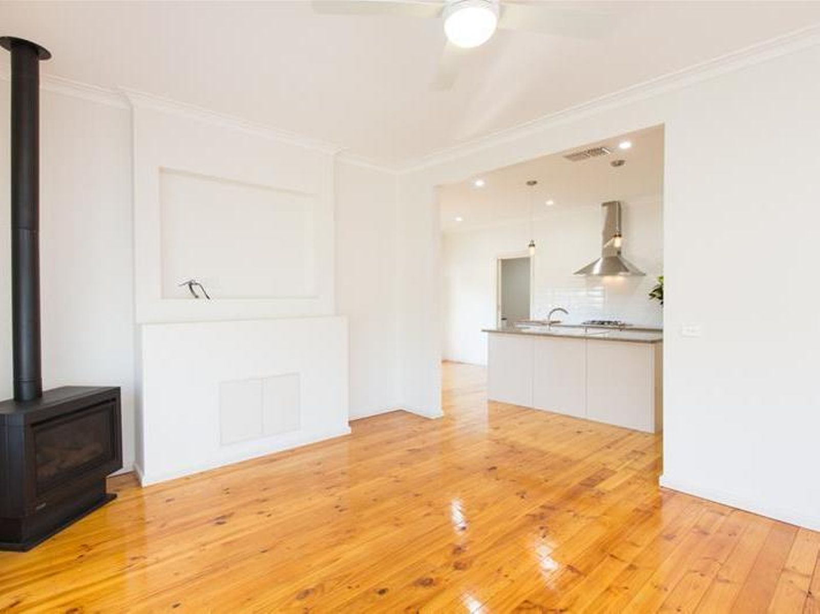 321 Eleventh Street, Mildura - Thumbnail 3