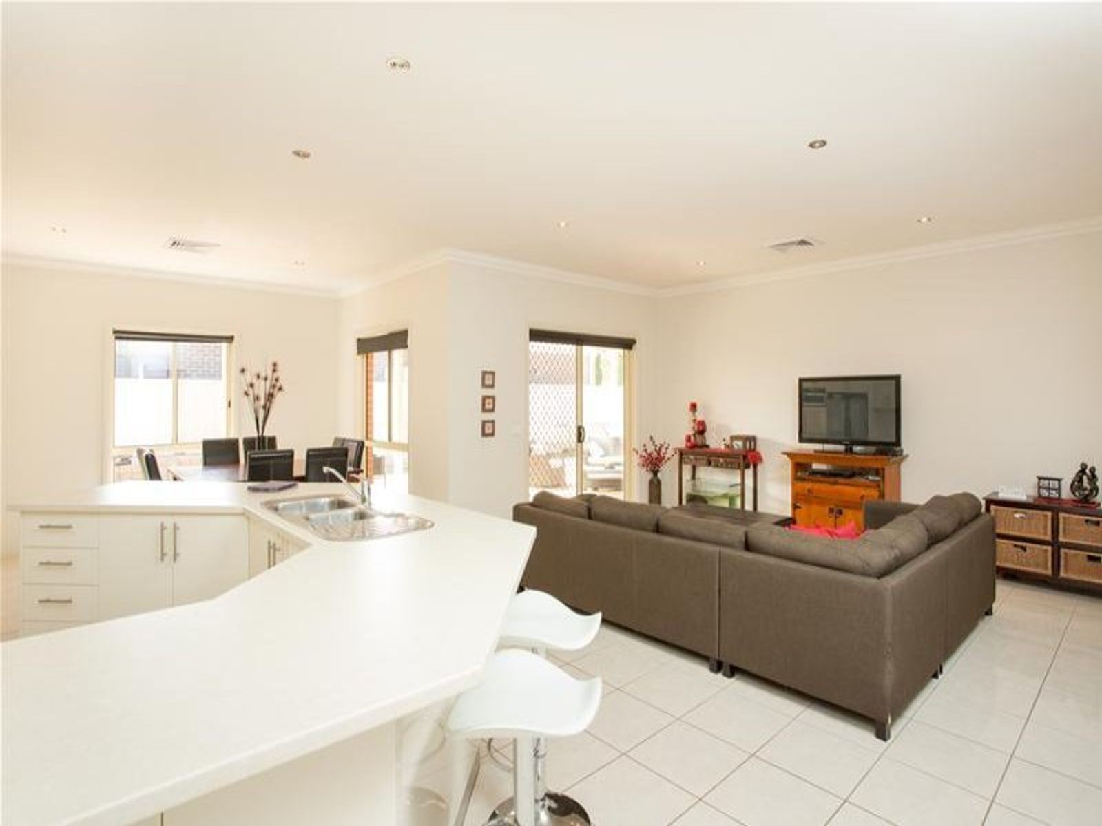 6 Nicholas Avenue, Mildura - Thumbnail 5