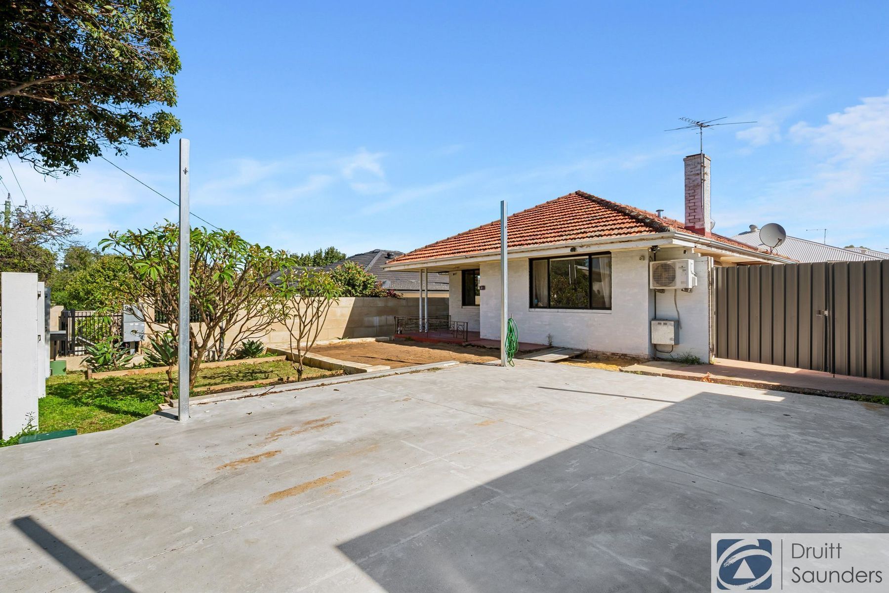 211 Flamborough Street, Doubleview WA 6018, Doubleview - Thumbnail 3