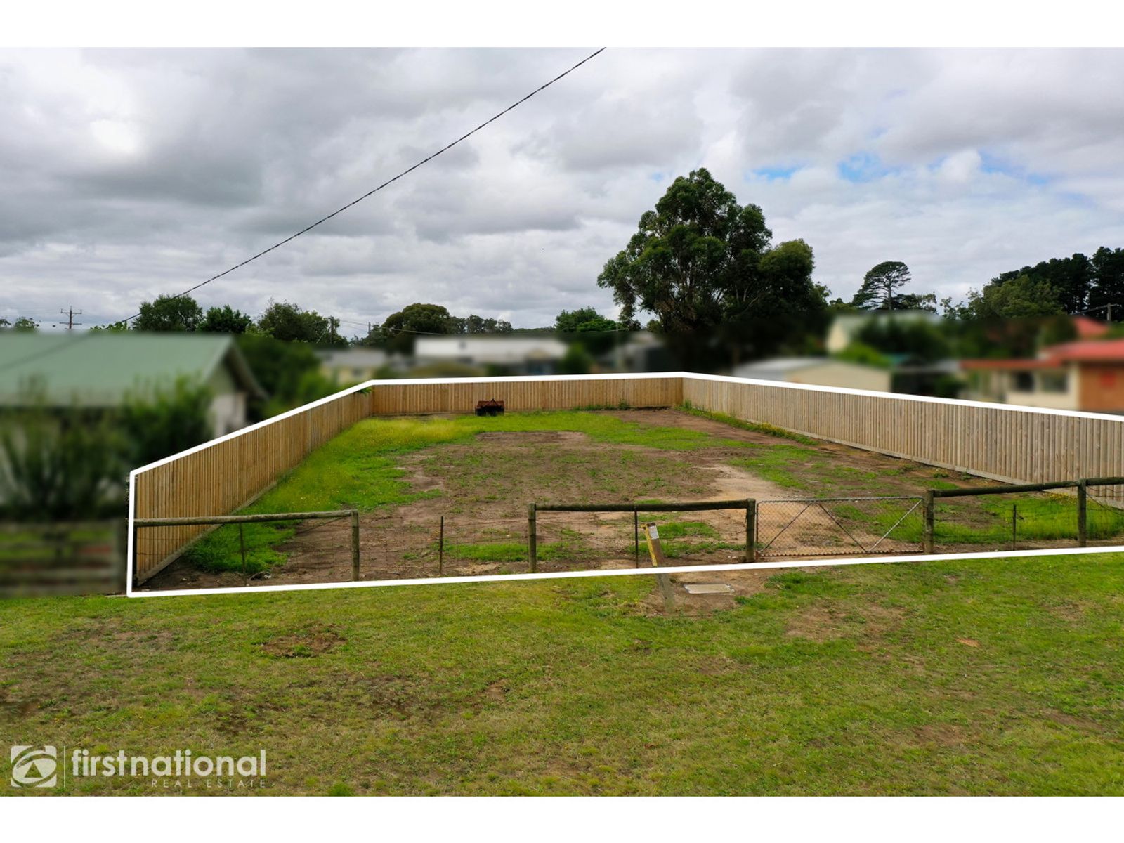 25 Railway Avenue, Darnum, VIC 3822