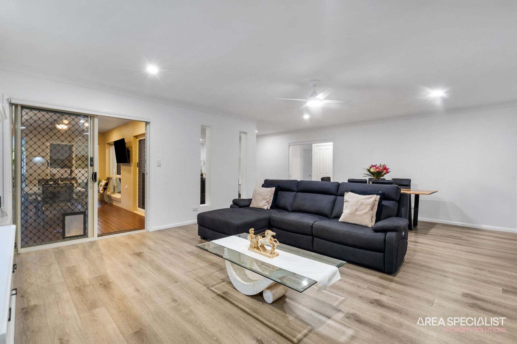26 Cedarton Crescent, Ormeau, Ormeau - Thumbnail 6
