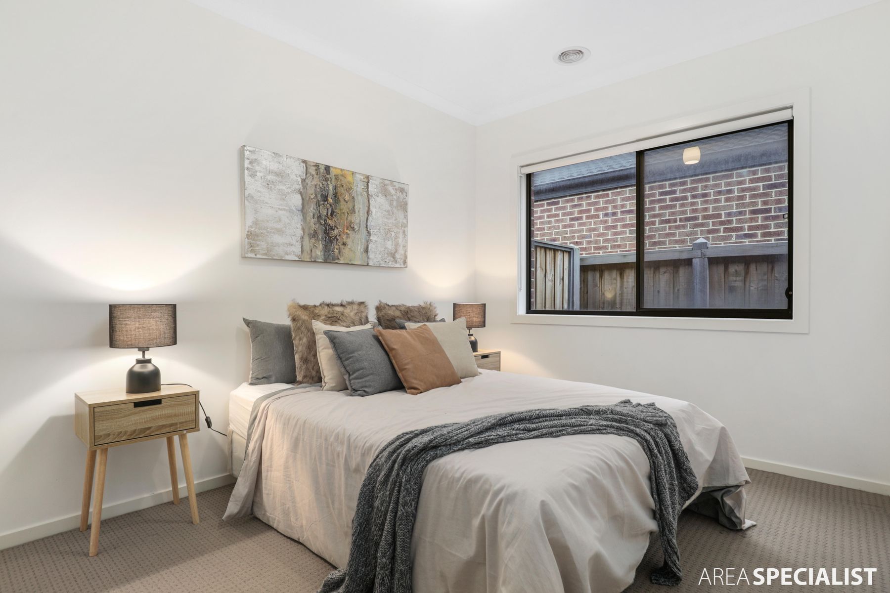 129 Bondi Parade, Point Cook, VIC 3030, Point Cook - Thumbnail 4
