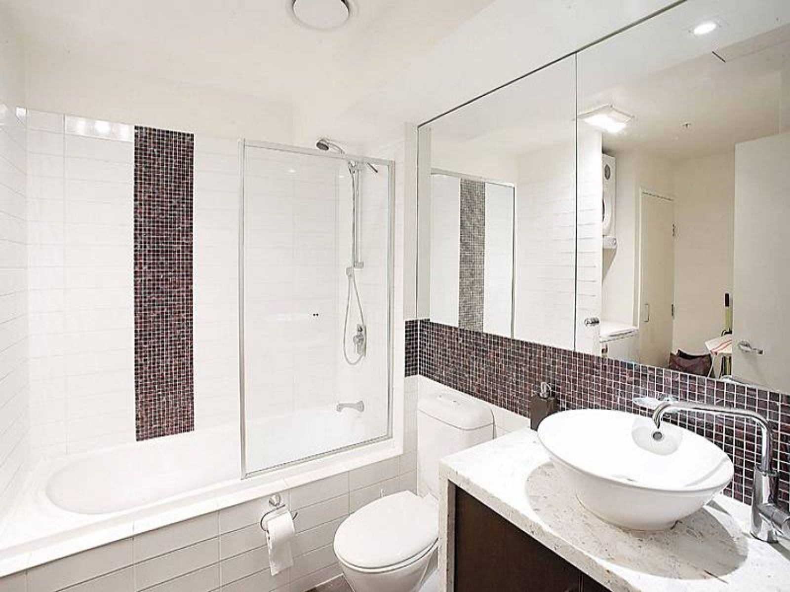 209/465 Macaulay Road, Kensington - Thumbnail 8