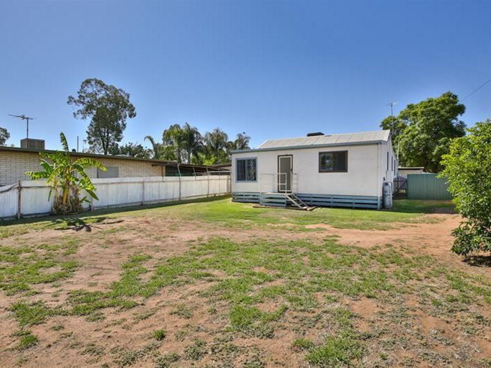 27 Hendy Road, Buronga - Image 1