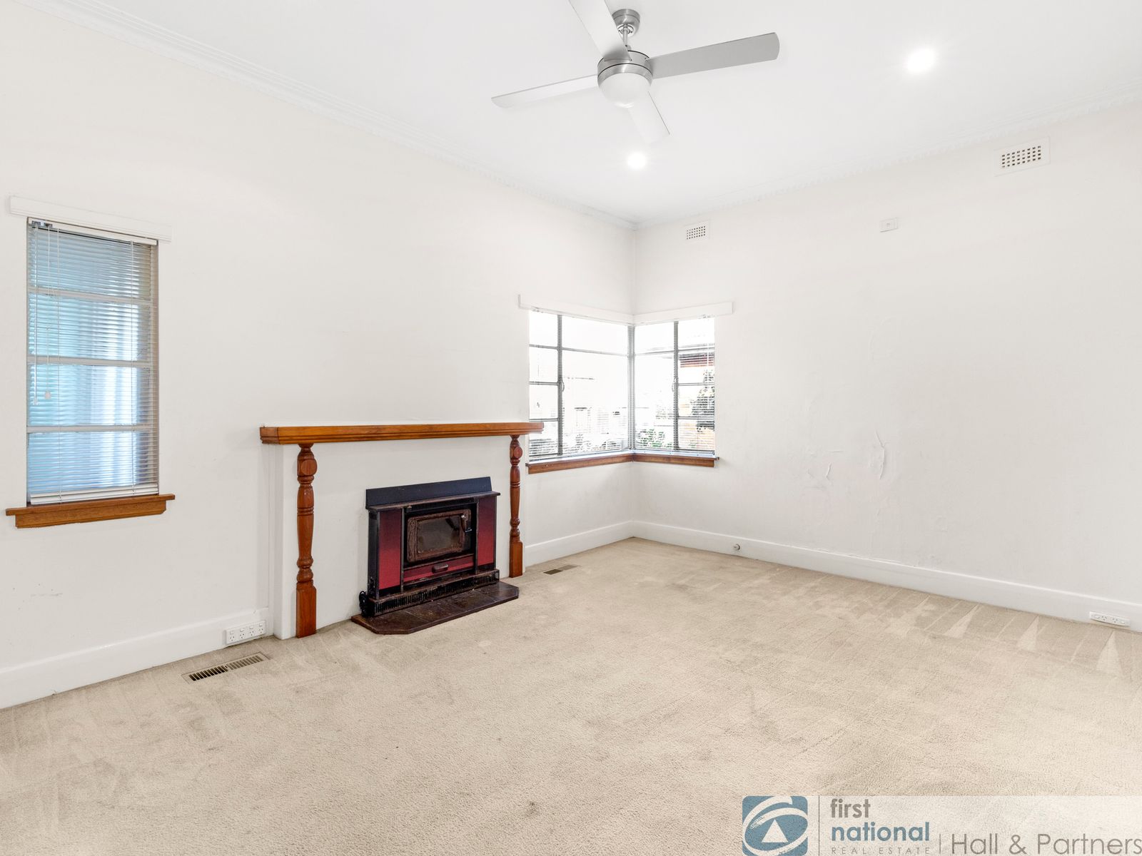 77 Cleeland Street, Dandenong VIC 3175, Dandenong - Thumbnail 4