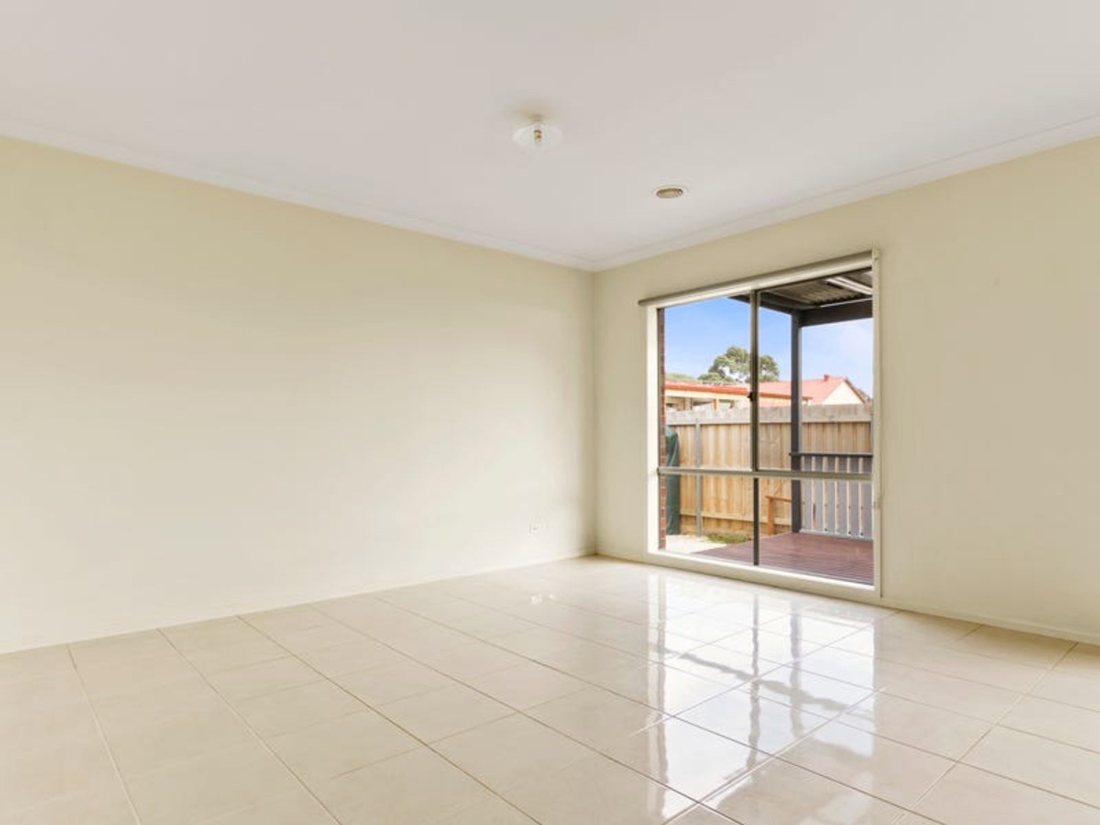 14A Edols Street, Ballan VIC 3342, Ballan - Thumbnail 3