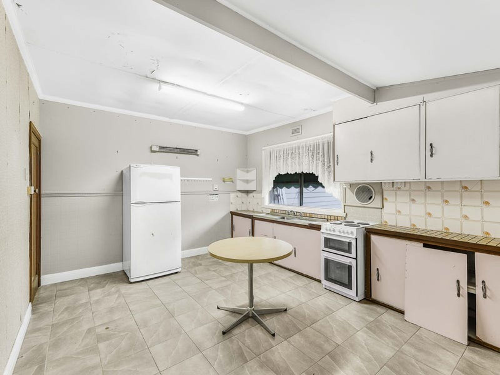 2 Ferndale Road, Upper Ferntree Gully, VIC 3156, Upper Ferntree Gully - Thumbnail 6