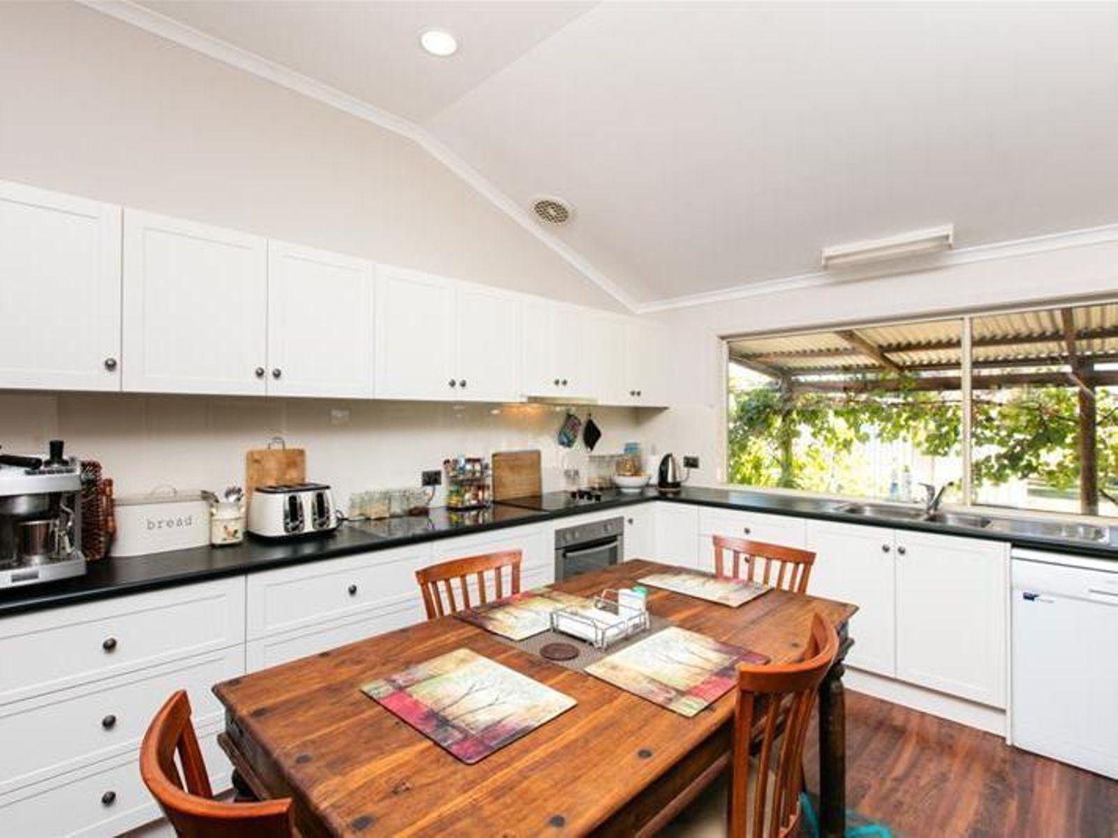 50 Sandilong Avenue, Nichols Point - Thumbnail 6