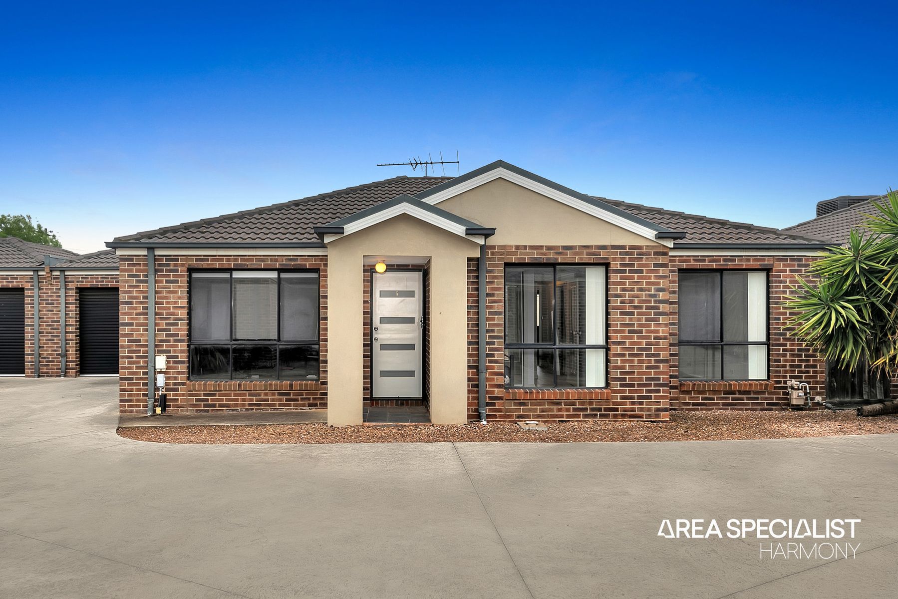 2/43 Acacia Crescent, Melton South, VIC 3338, Melton South - Image 1