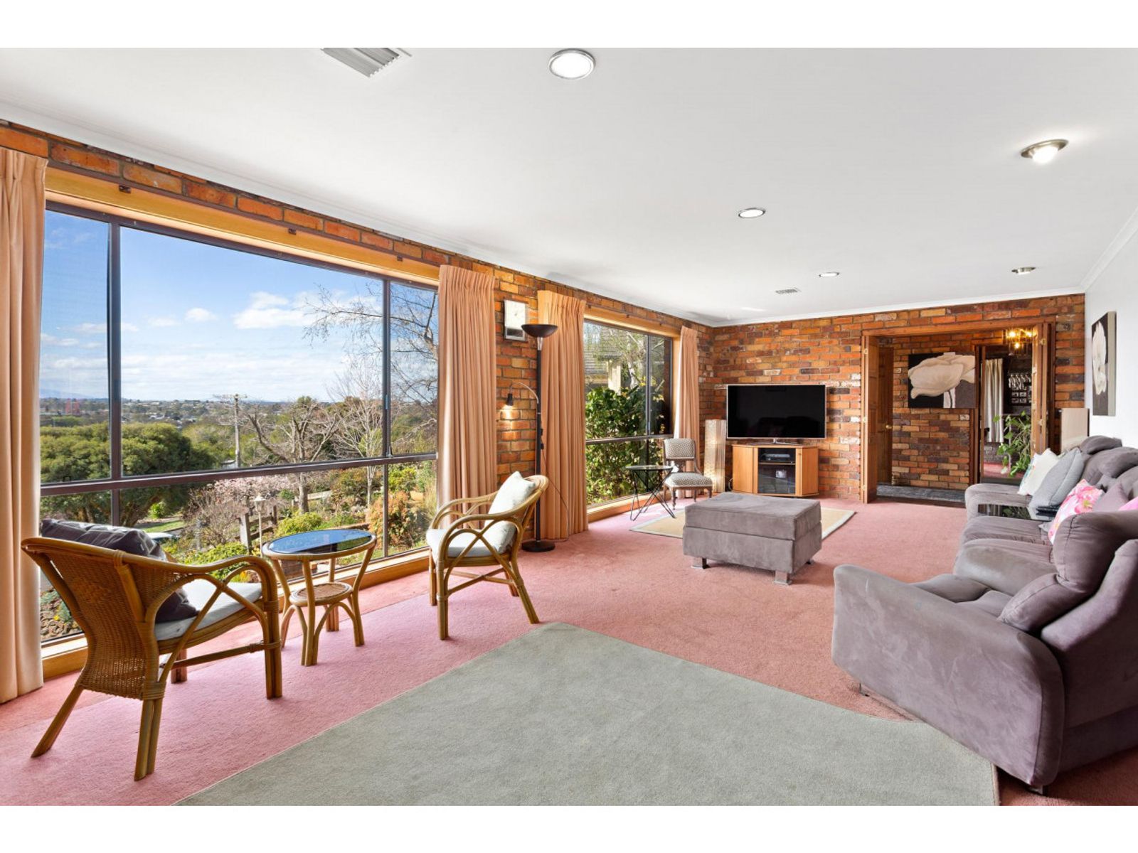 65 Biram Drive, Warragul, VIC 3820, Warragul - Thumbnail 3