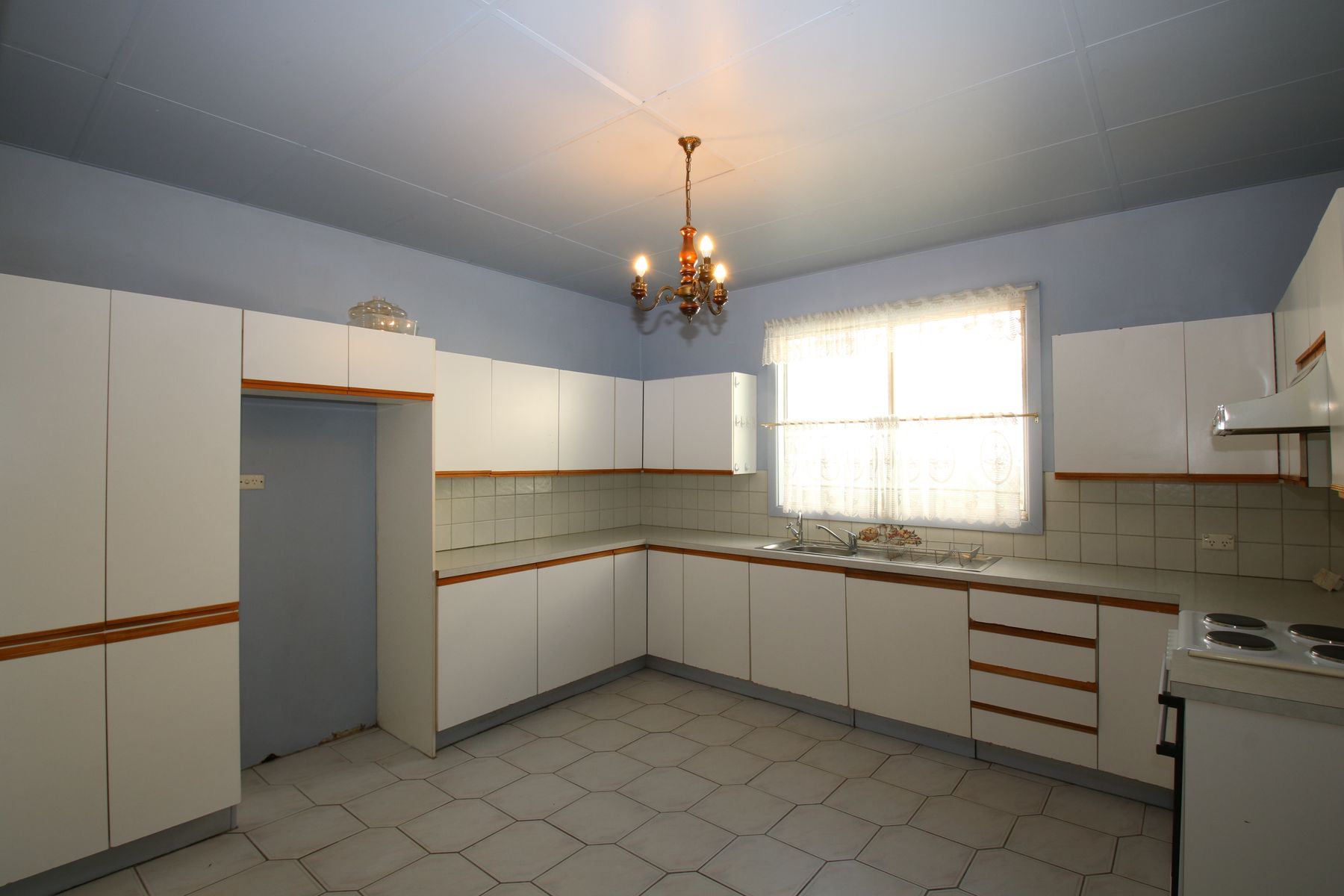 196 Oxide Street, Broken Hill NSW 2880, Broken Hill - Thumbnail 5