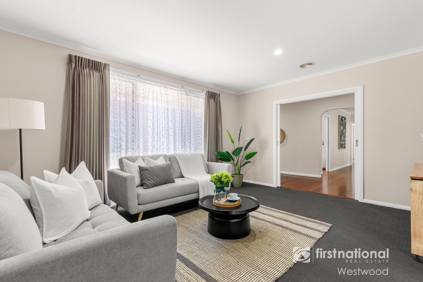 33 Gabrielle Close, Werribee VIC 3030, Werribee - Thumbnail 6