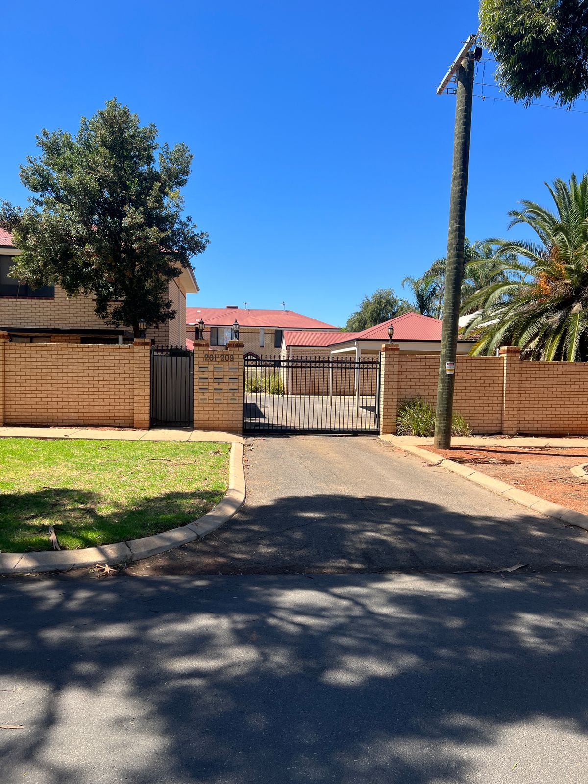 7/201-209 Egan Street, Kalgoorlie WA 6430, Kalgoorlie - Thumbnail 3