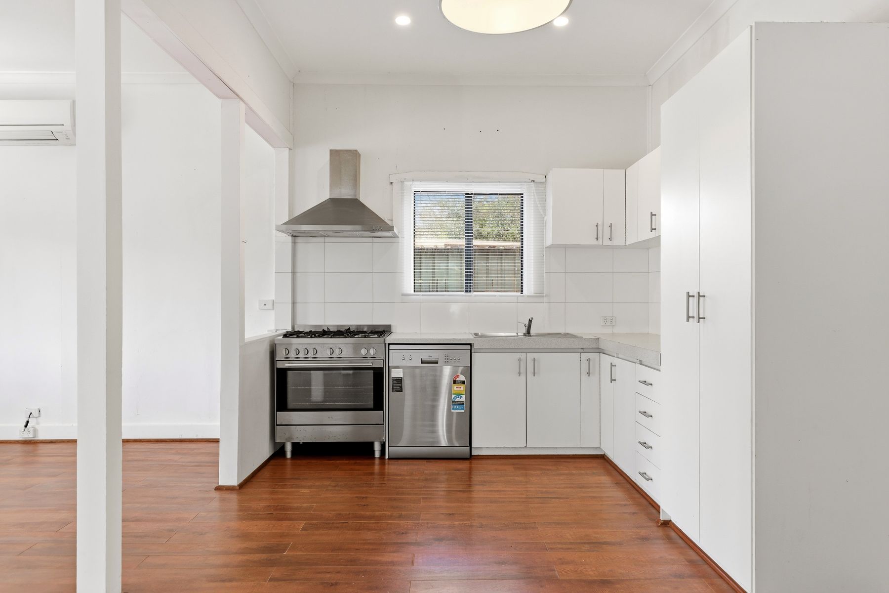 121 South Western Highway, Waroona WA 6215, Waroona - Thumbnail 4