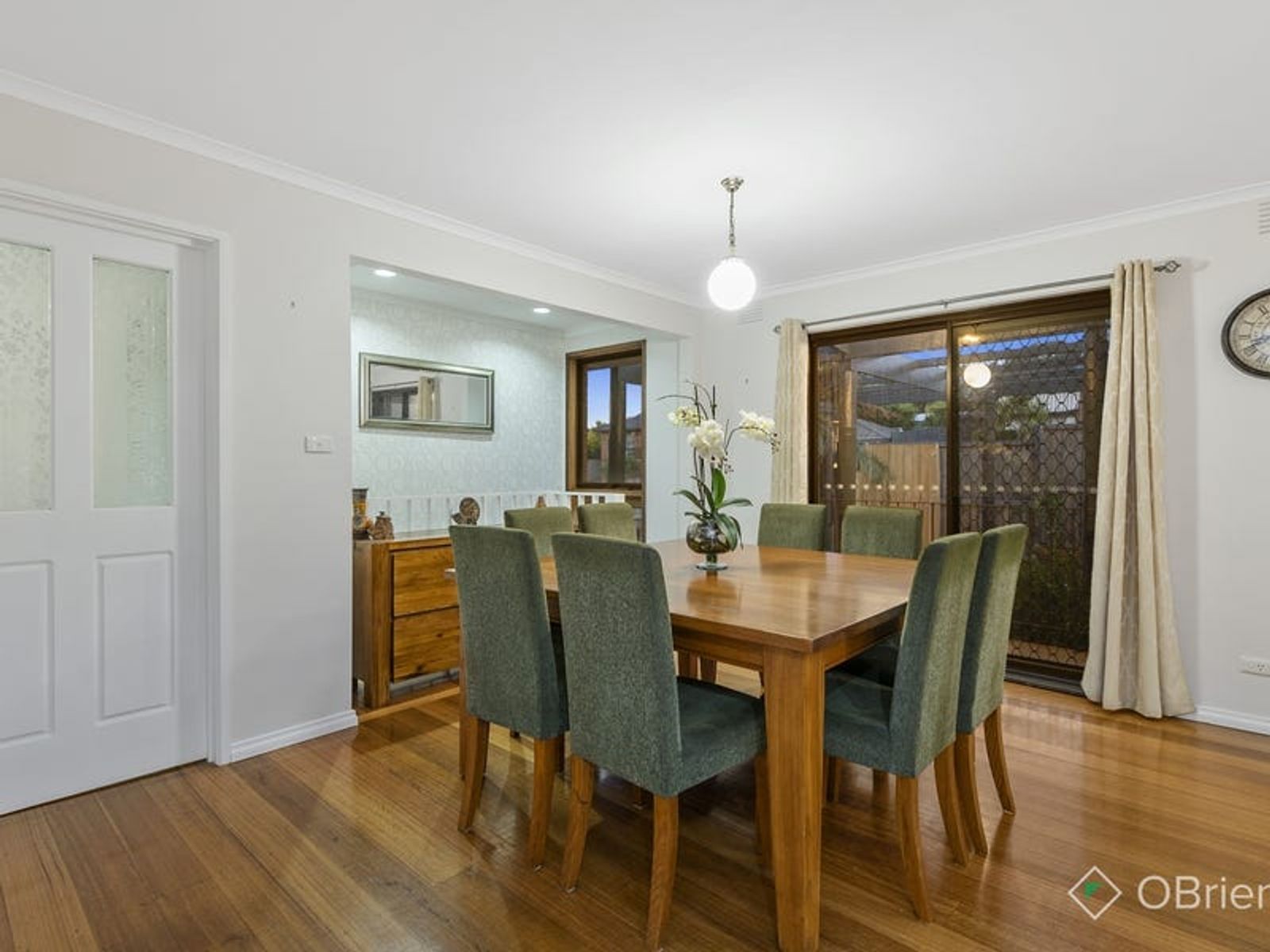 35 Regnans Avenue, Endeavour Hills, VIC 3802, Endeavour Hills - Thumbnail 4