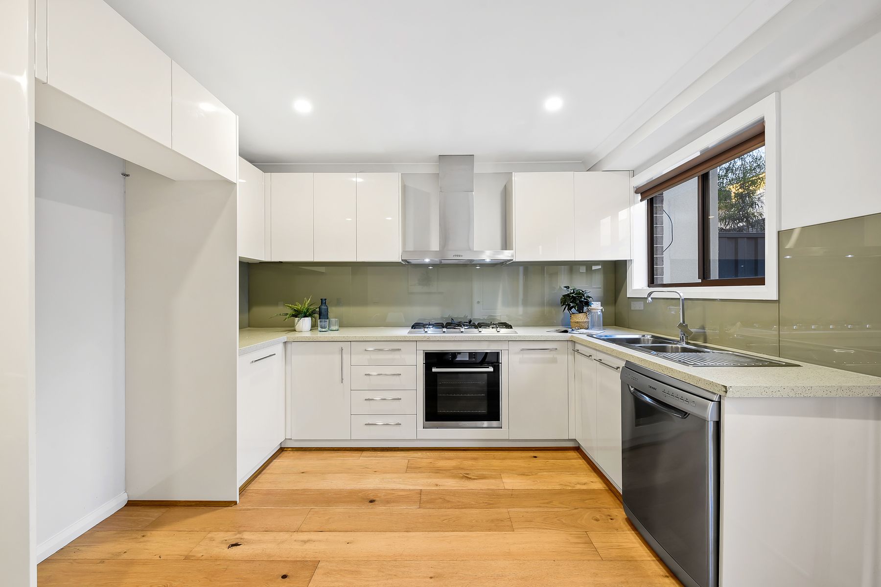 1/53A Wedge Street, Dandenong, VIC 3175, Clyde North - Thumbnail 6