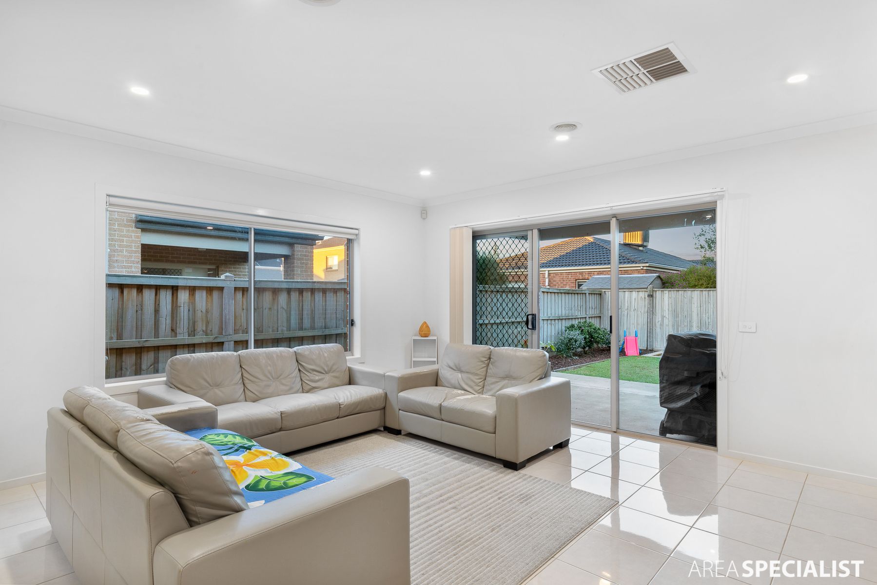 45 Baycrest Drive, Point Cook, VIC 3030, Point Cook - Thumbnail 6