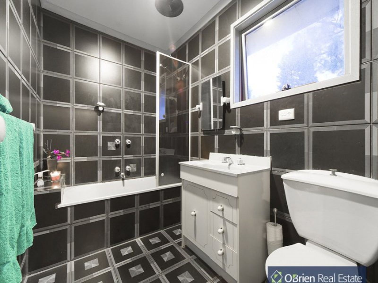 4 Melina Court, Endeavour Hills, VIC 3802, Endeavour Hills - Thumbnail 6
