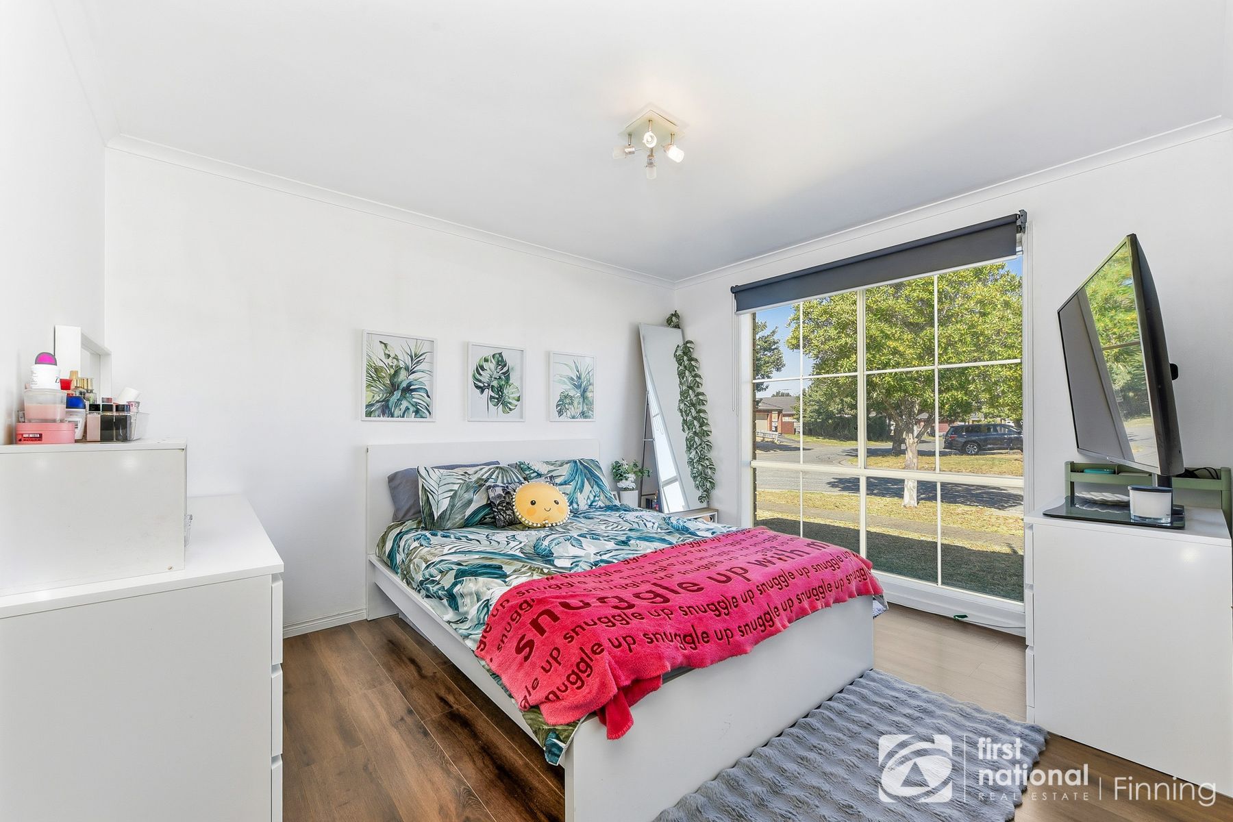 6 Taldra Place, Cranbourne West VIC 3977, Cranbourne West - Thumbnail 3