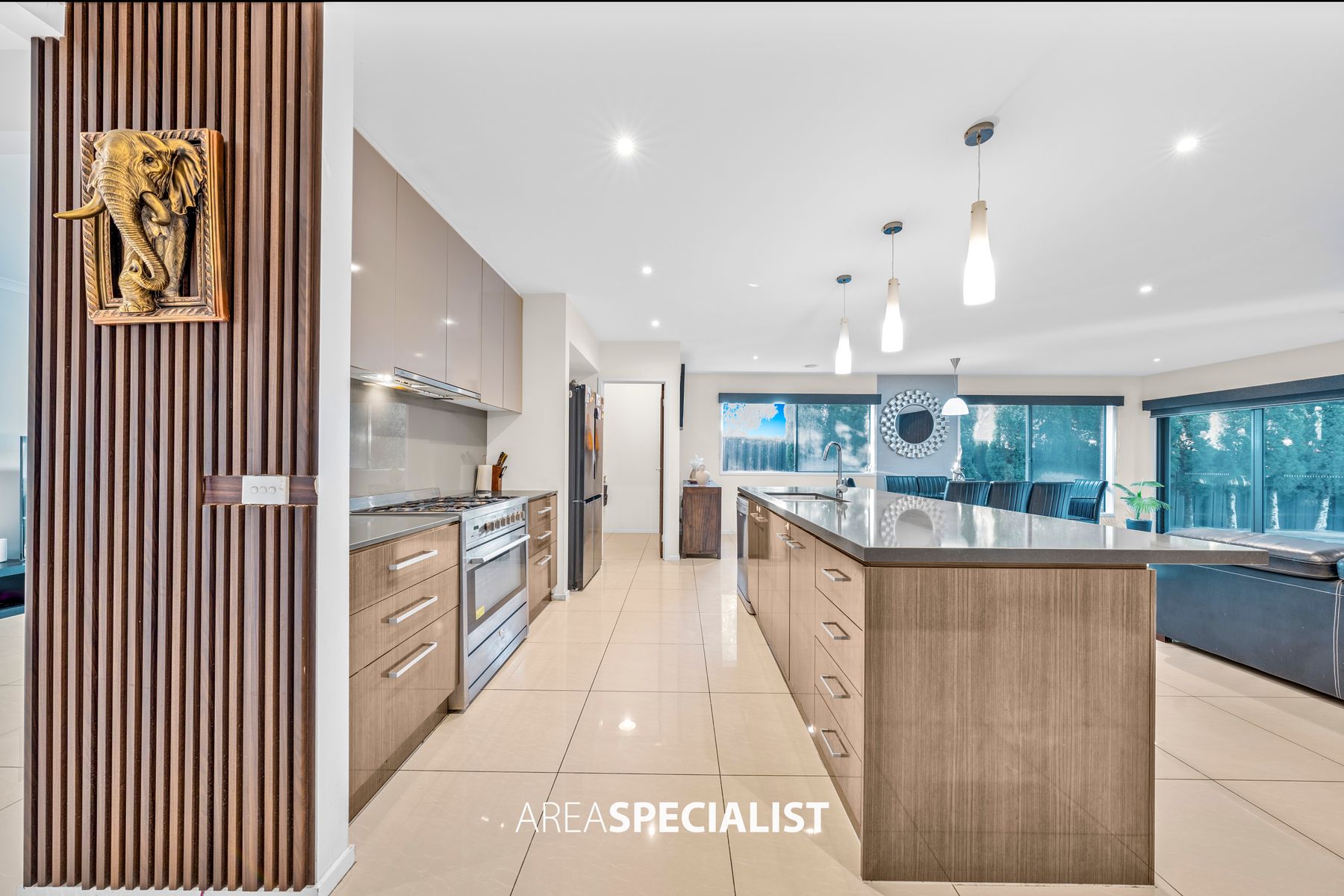 1 Lanthorn Crescent, Cranbourne East, Cranbourne East - Thumbnail 6