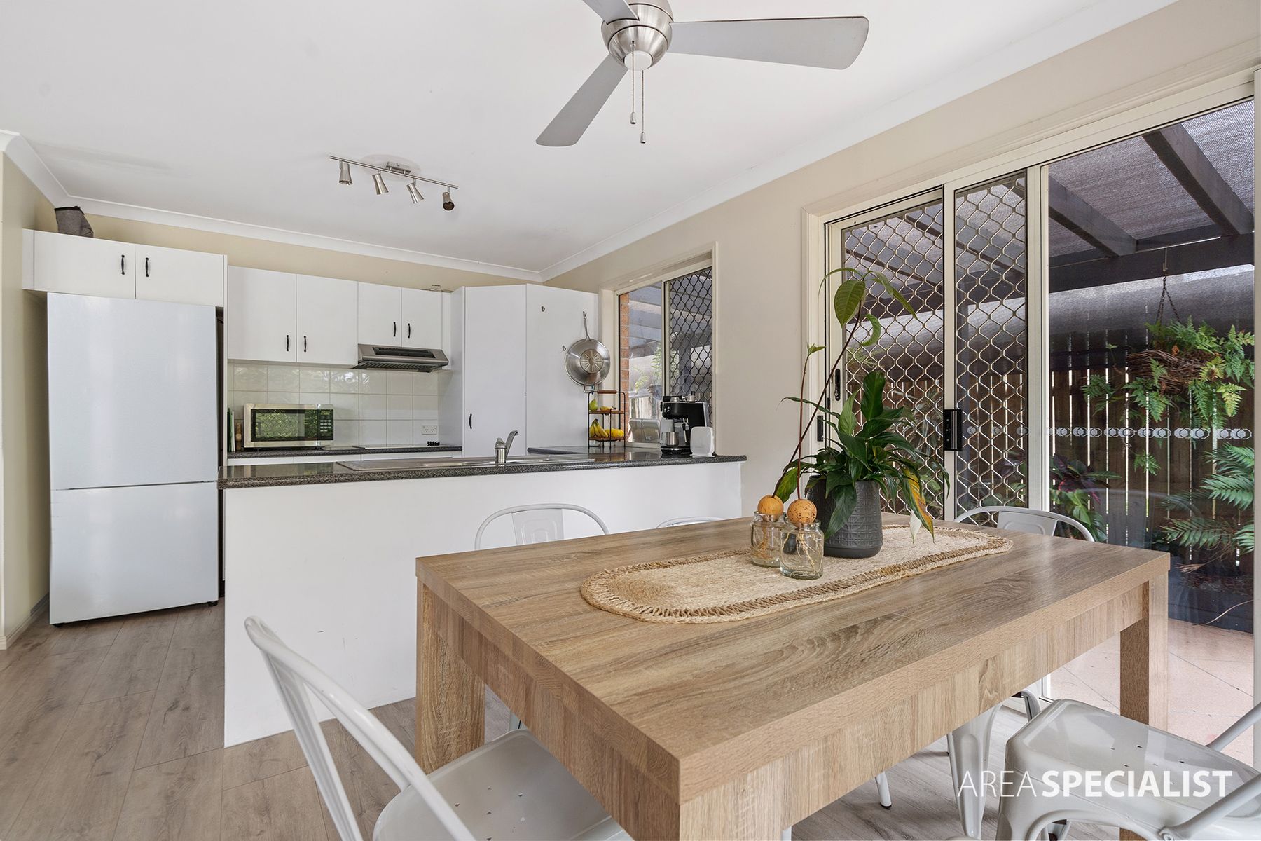 2/394 Pine Ridge Road, Coombabah, QLD 4216, Coombabah - Thumbnail 4