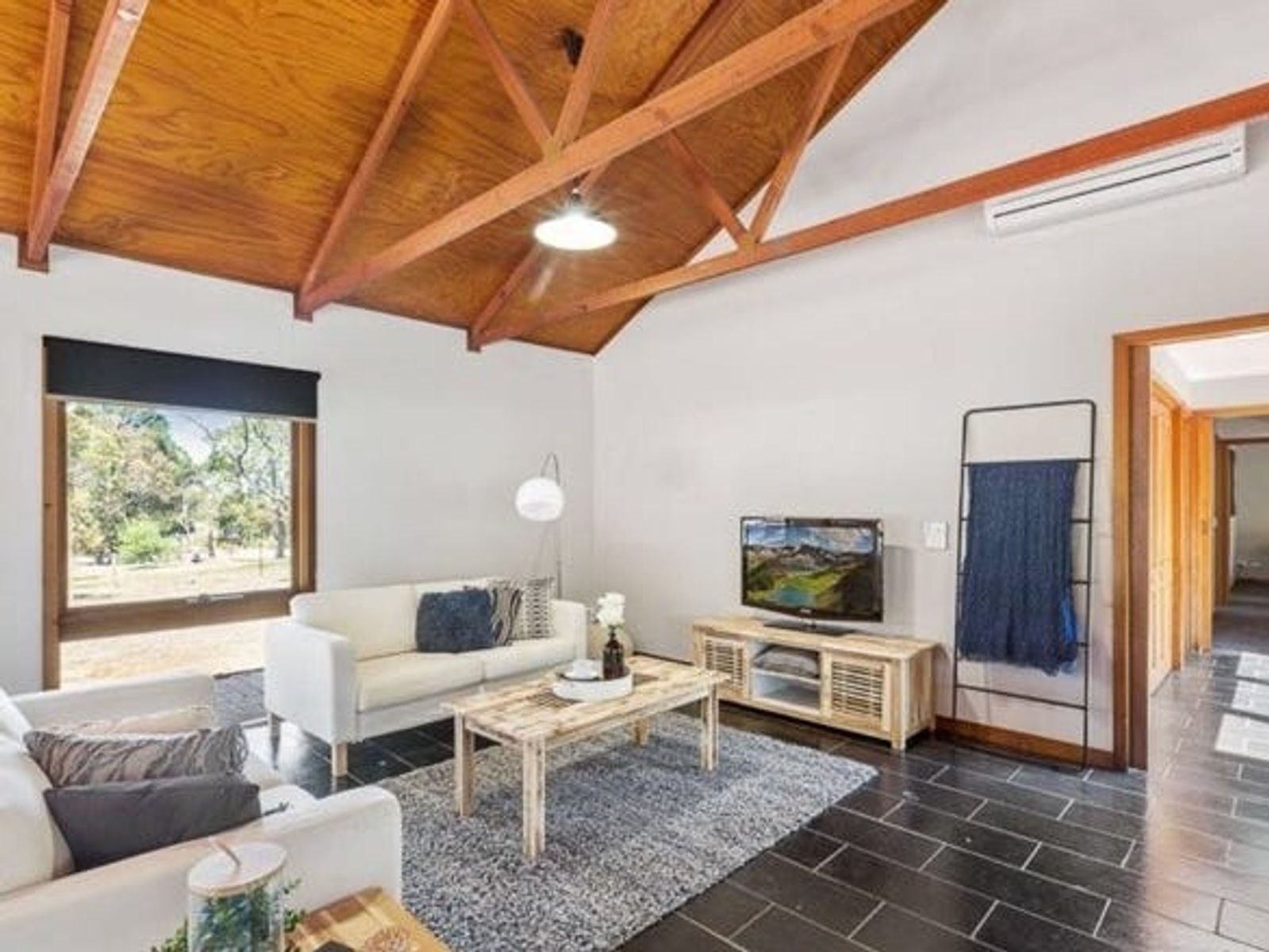 35 Hastings Road, Greendale VIC 3341, Greendale - Thumbnail 6