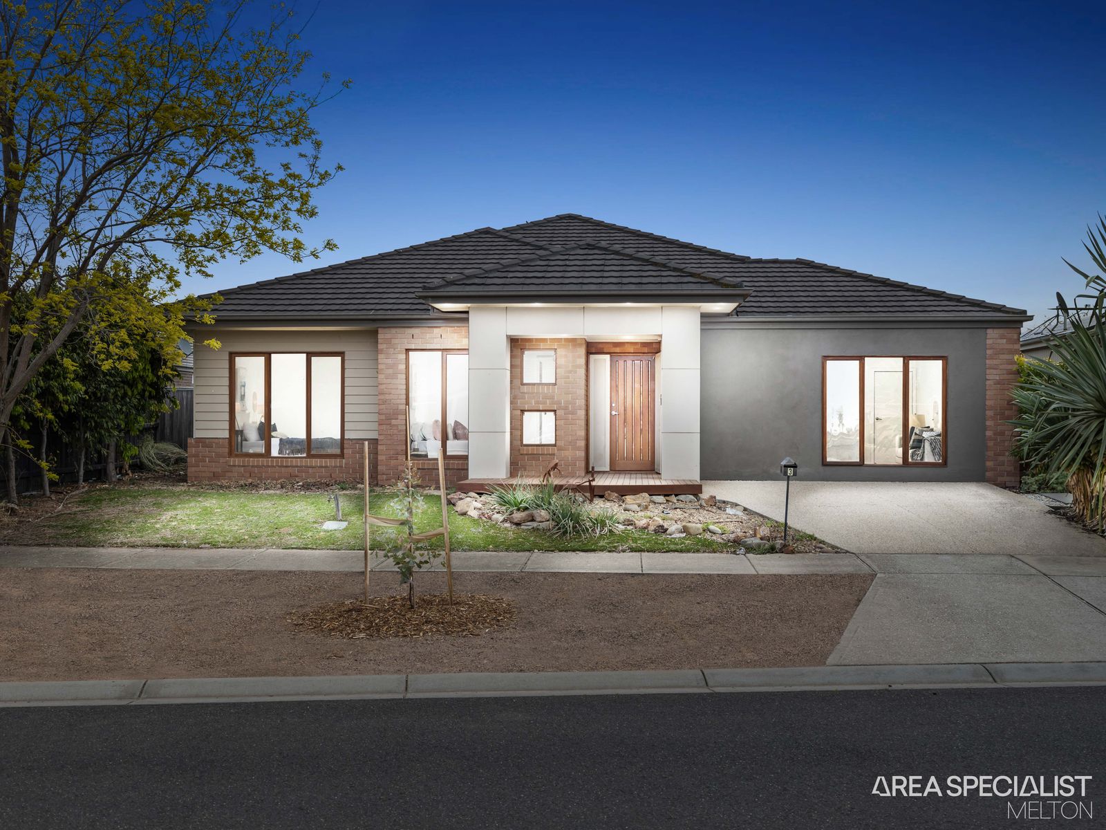 3 Saltbush Crescent, Brookfield, VIC 3338, Brookfield - Thumbnail 2