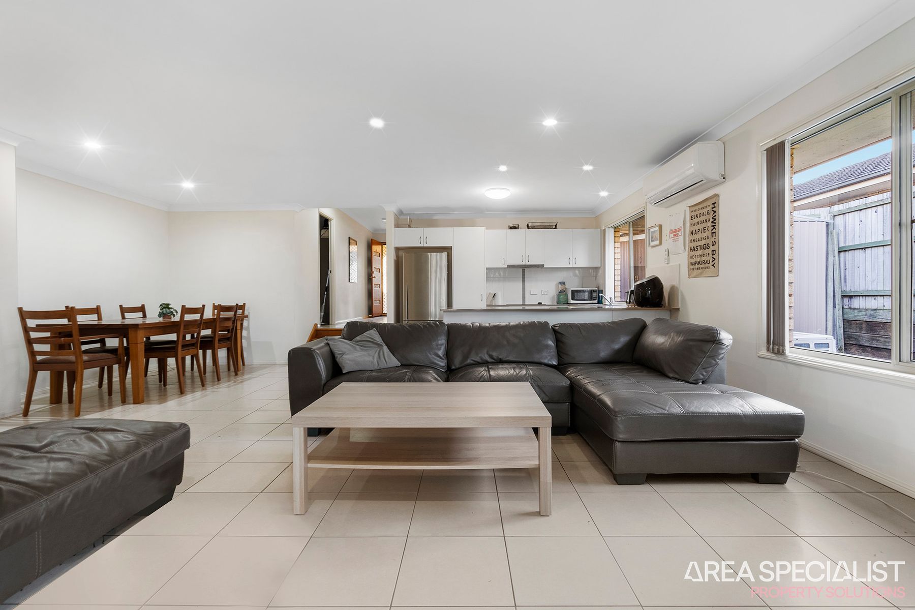 32 Paris Parade, Ormeau, QLD 4208, Ormeau - Thumbnail 4