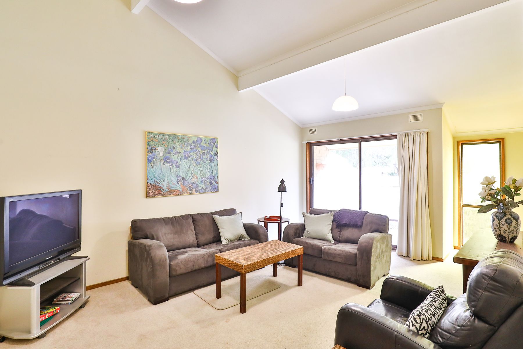 10 Hibiscus Drive, Mildura VIC 3500, Mildura - Thumbnail 3
