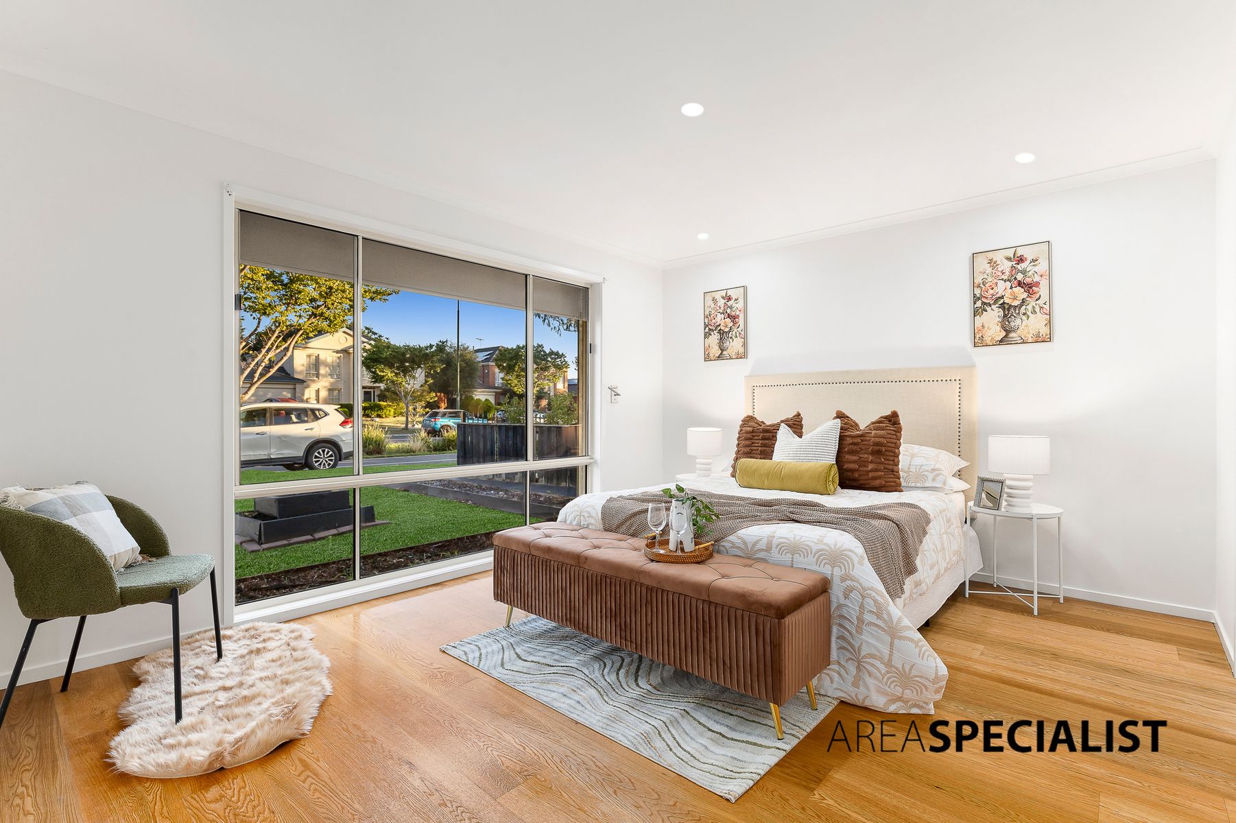 106 Lynbrook Boulevard, Lynbrook, Lynbrook - Thumbnail 2