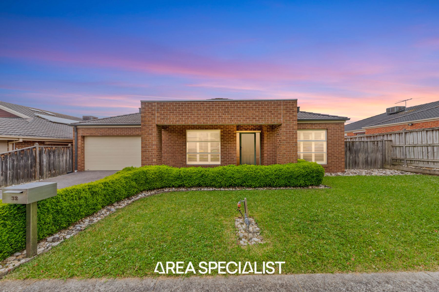 32 Tyrone Avenue, Pakenham, VIC 3810, Pakenham - Thumbnail 2