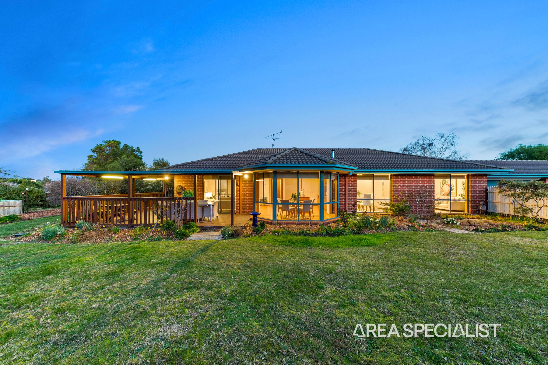 23 Baltaser Drive, Pakenham, VIC 3810, Pakenham - Thumbnail 3