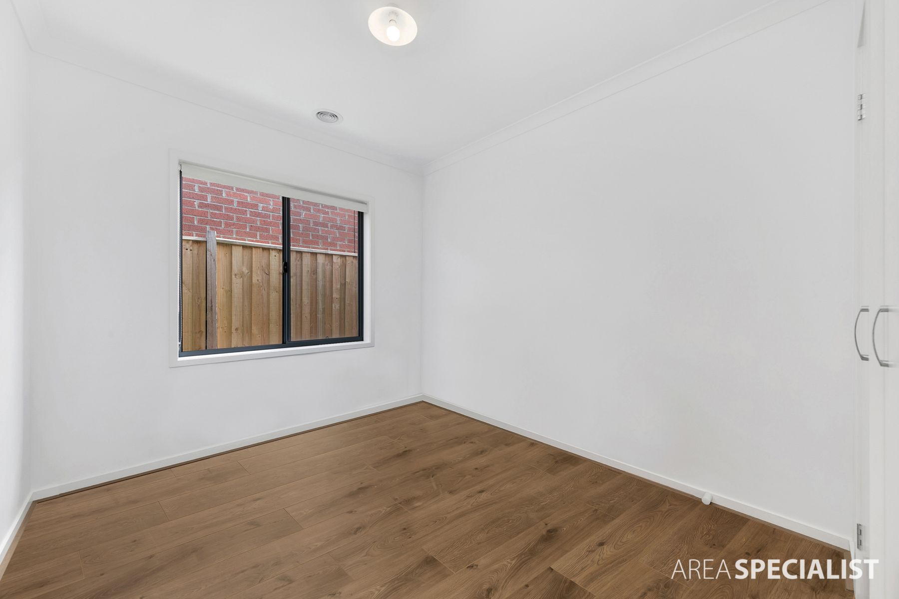 35 Dandelion Crescent, Rockbank, VIC 3335, Rockbank - Thumbnail 5
