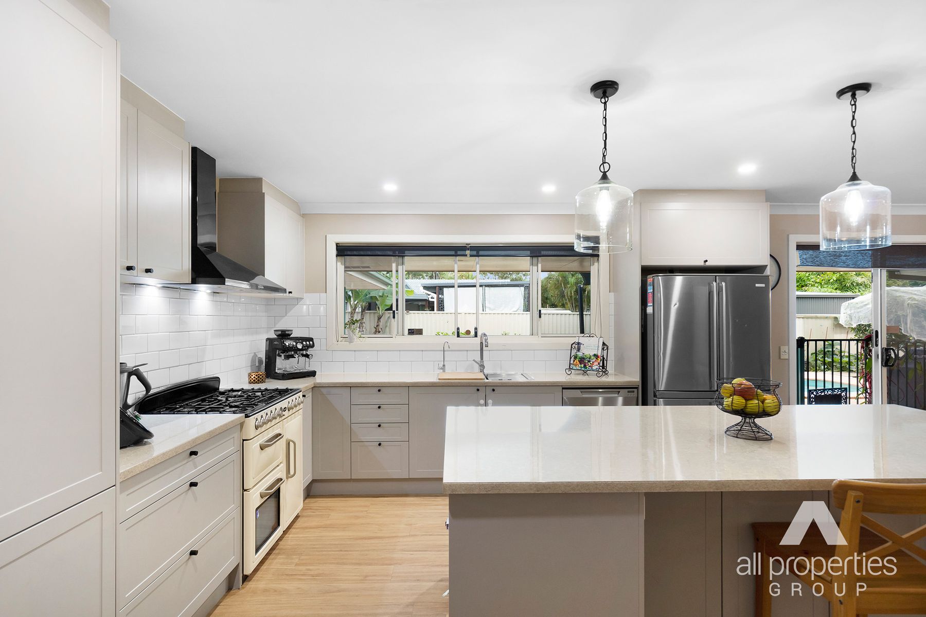 22 Kingaroy Avenue, Helensvale QLD 4212, Helensvale - Thumbnail 3