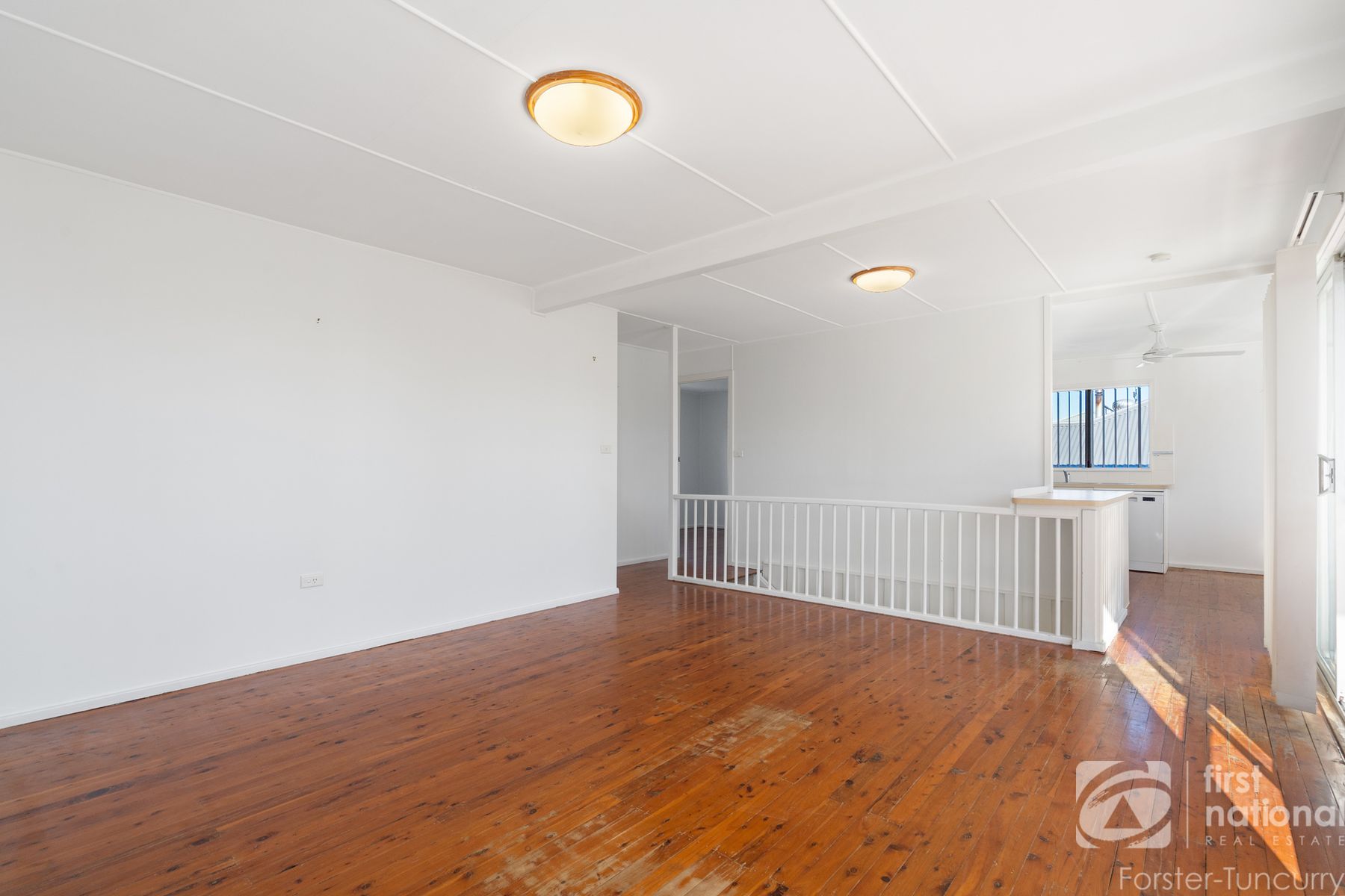 8 Baird Street, Tuncurry NSW 2428, Tuncurry - Thumbnail 3