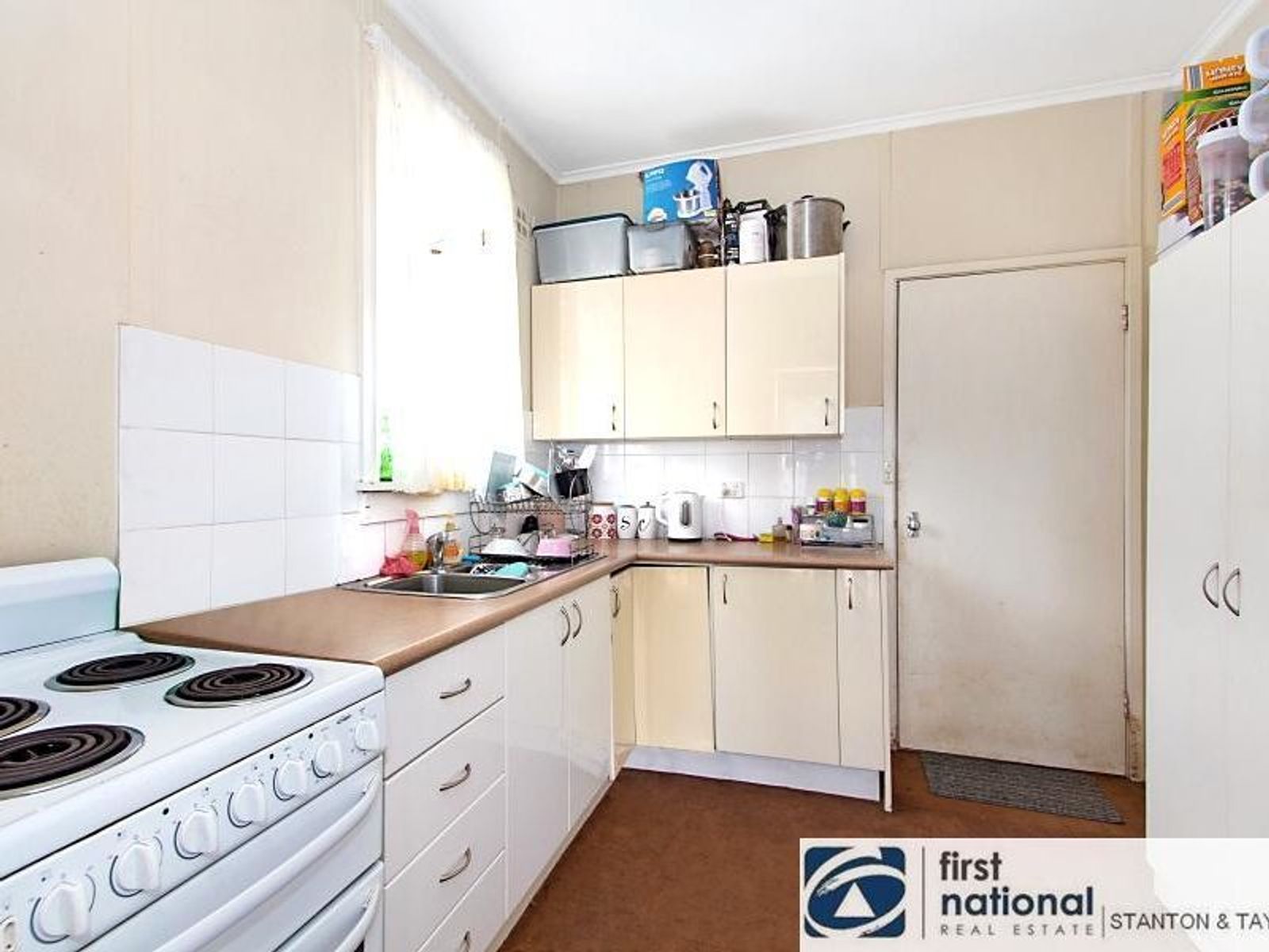 22 Fragar Road, South Penrith - Thumbnail 3