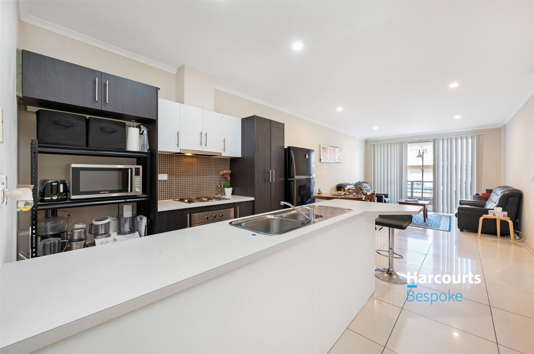 8/22, Mawson Lakes - Thumbnail 6