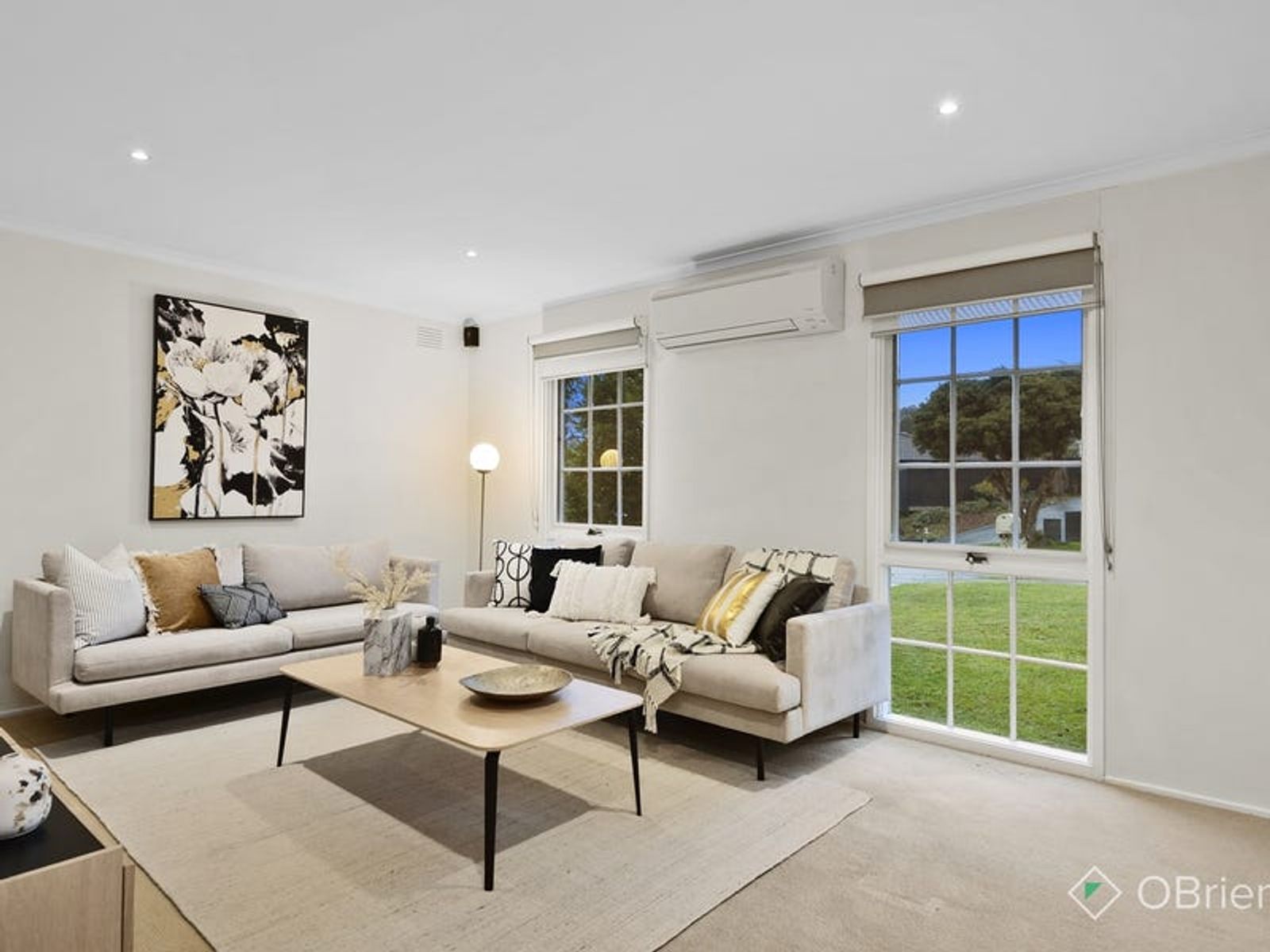 10 Collett Rise, Endeavour Hills, VIC 3802, Endeavour Hills - Thumbnail 2