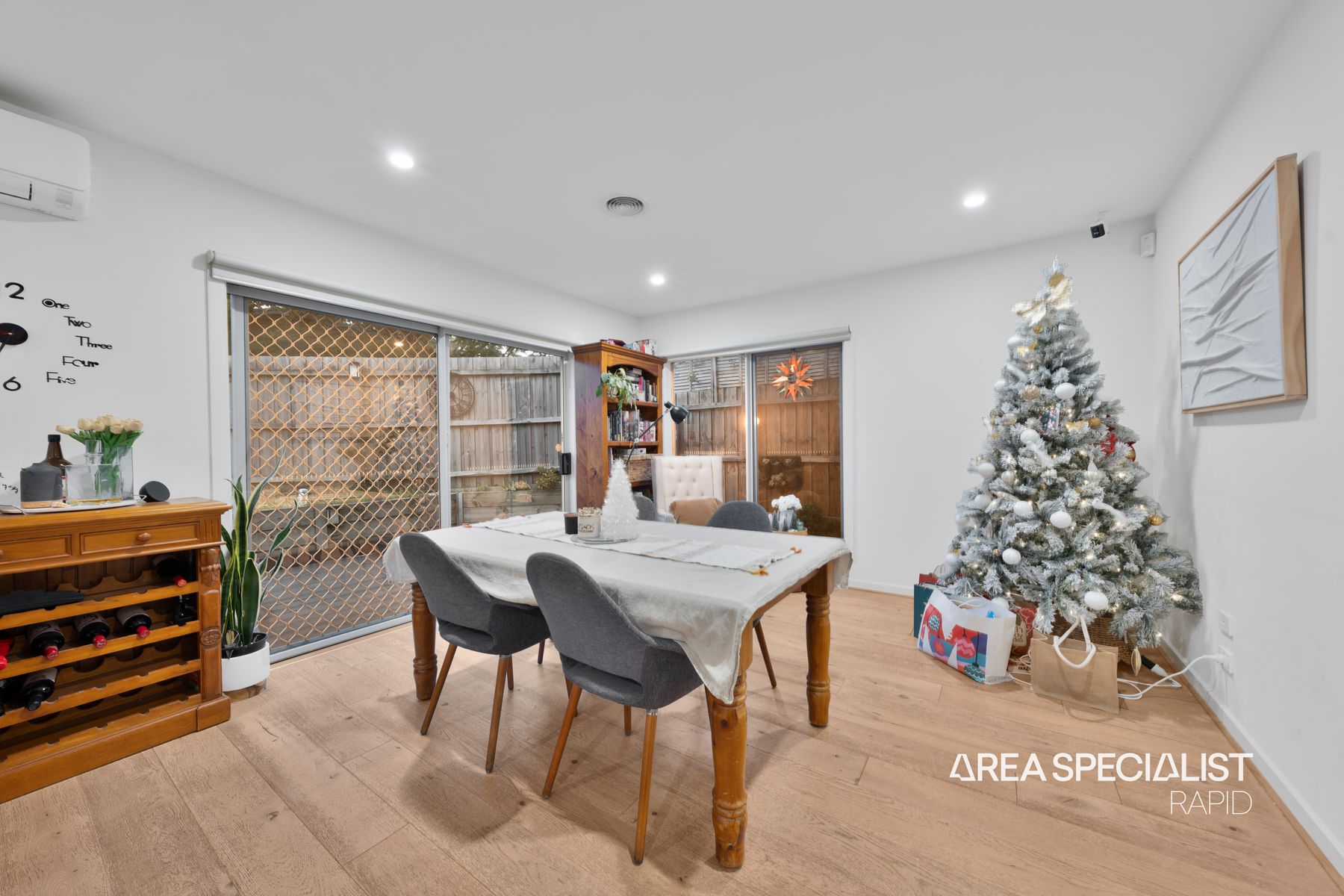 15 Sunnyoaks Lane, Hampton Park, VIC 3976, Hampton Park - Thumbnail 6