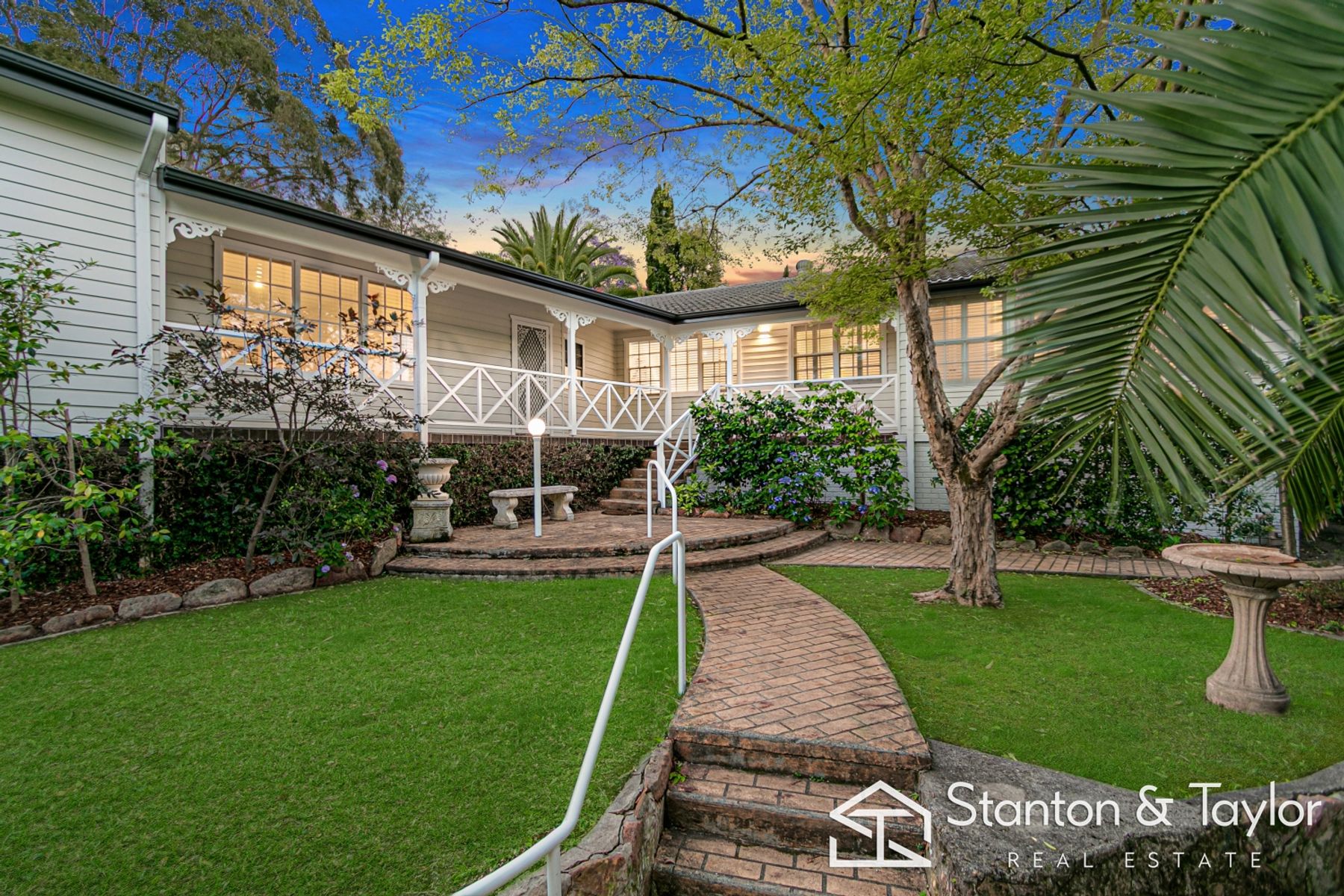 9 Alexandra Crescent, Glenbrook - Thumbnail 2