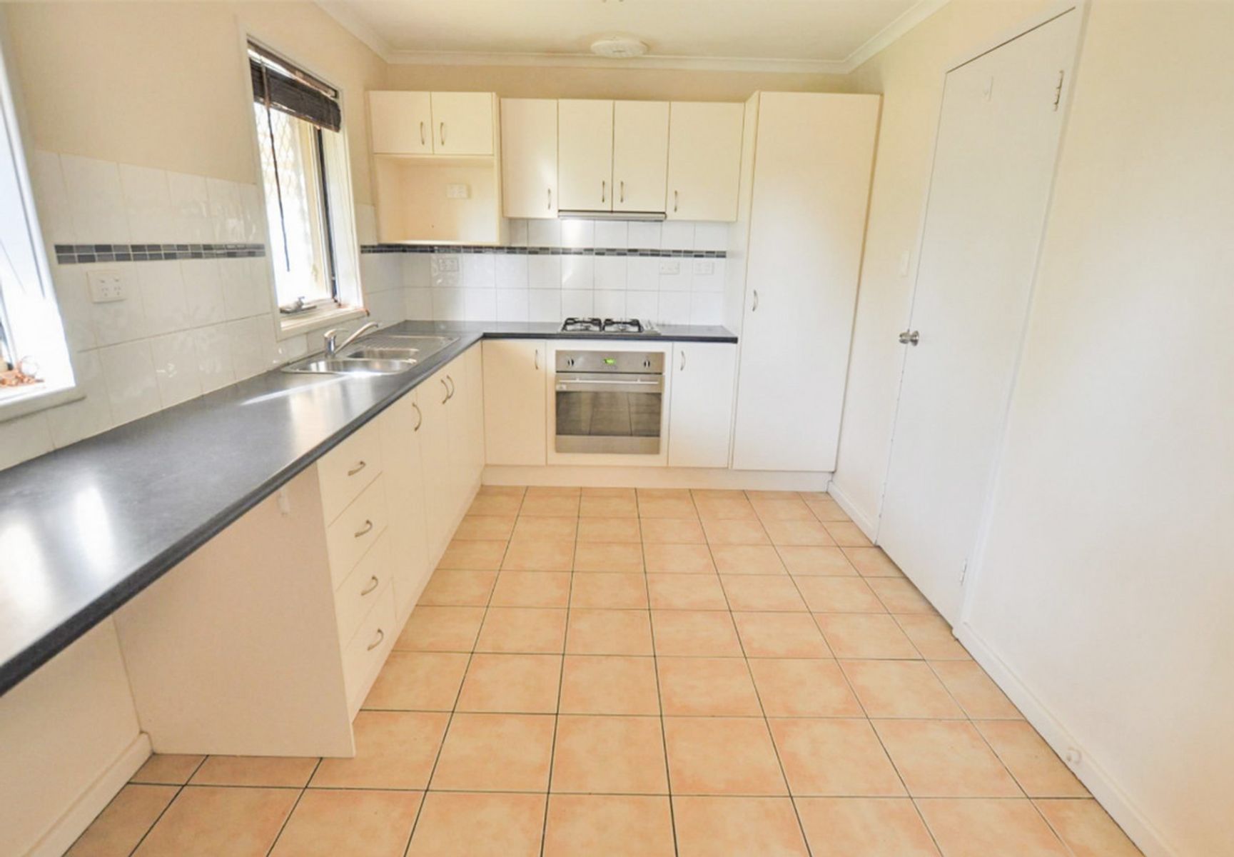 41 Somerset Crescent, South Hedland WA 6722, South Hedland - Thumbnail 5