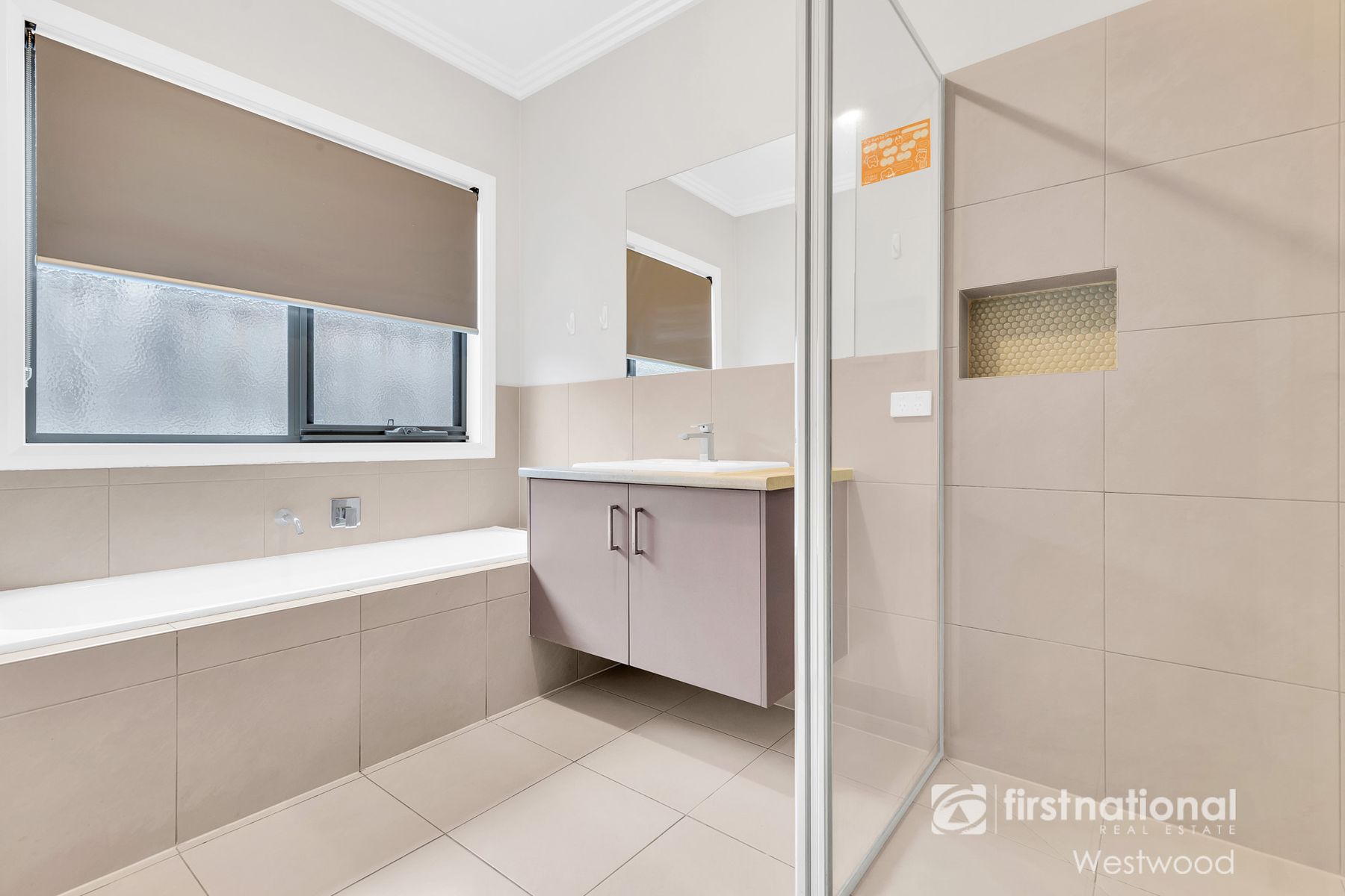 27 Seychelles Street, Point Cook VIC 3030, Point Cook - Thumbnail 7