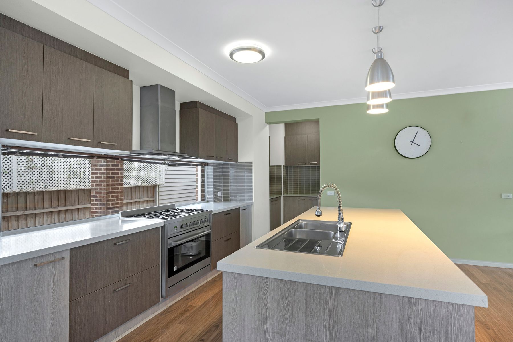 16 Inglewood Avenue, Eynesbury VIC 3338, Eynesbury - Thumbnail 2